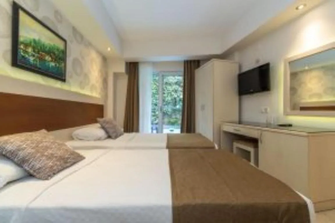 Bed in Montebello Resort Hotel - All Inclusive