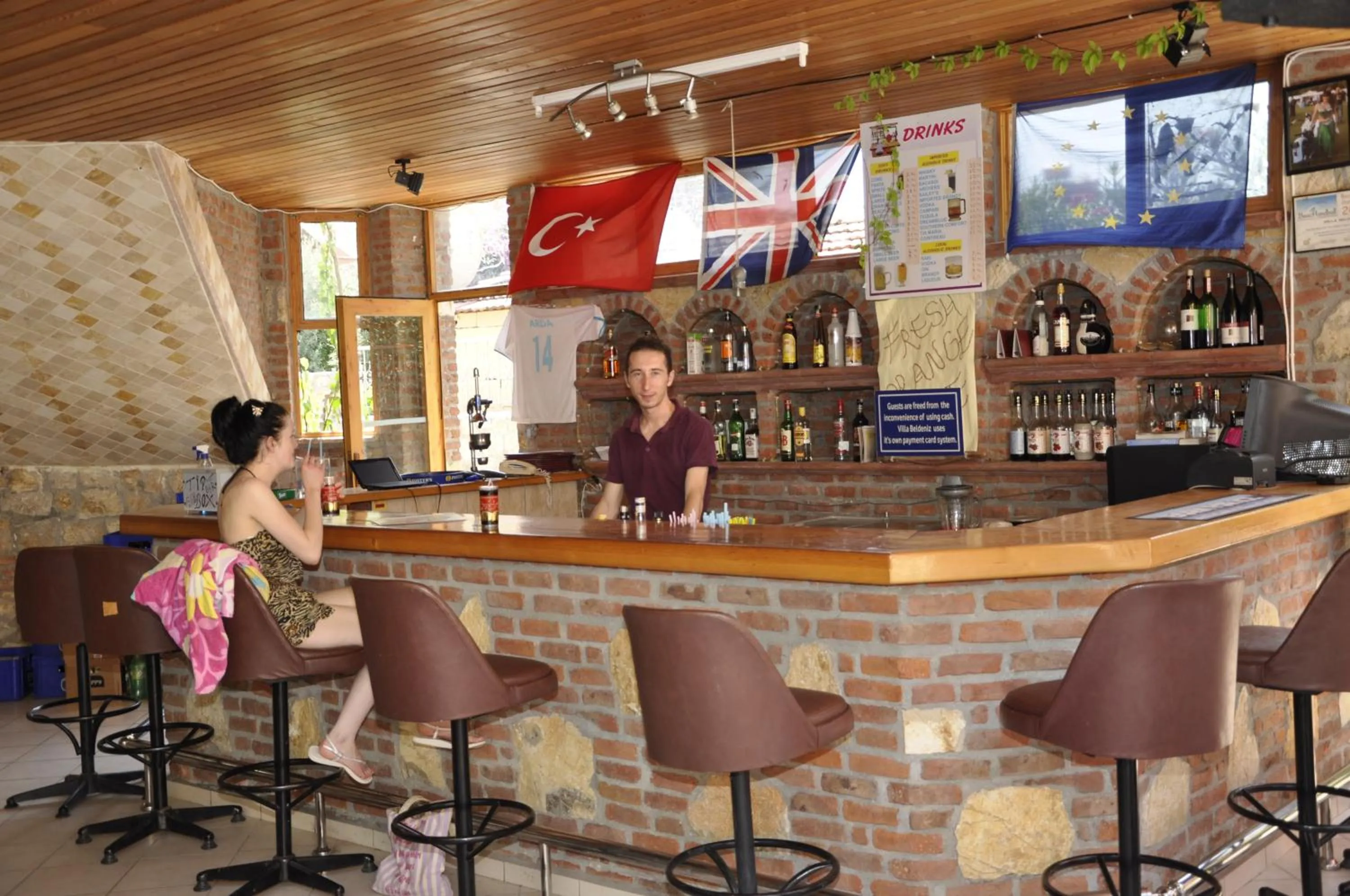 Lounge or bar in Villa Beldeniz