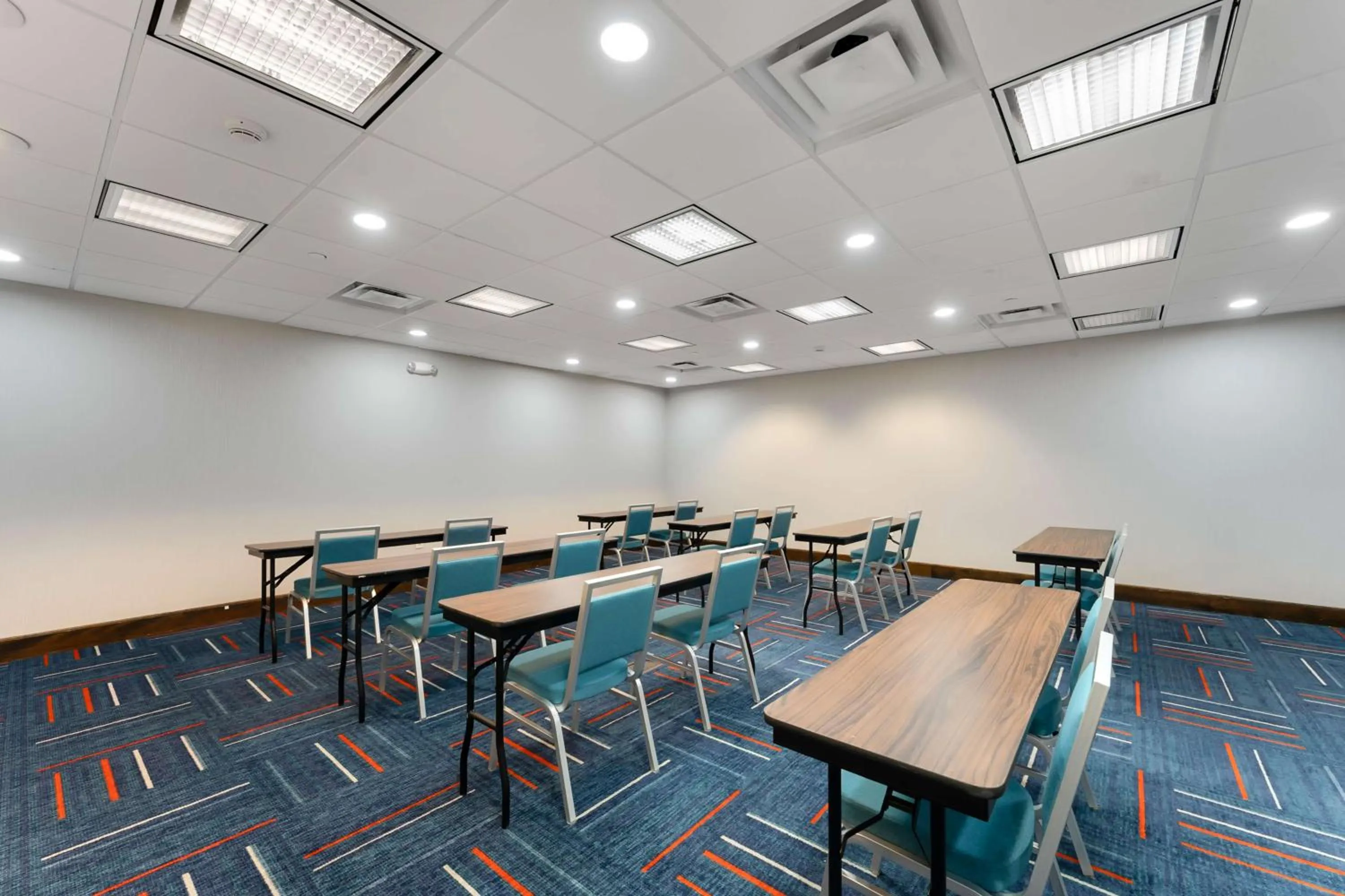 Pool view in Hampton Inn Milford