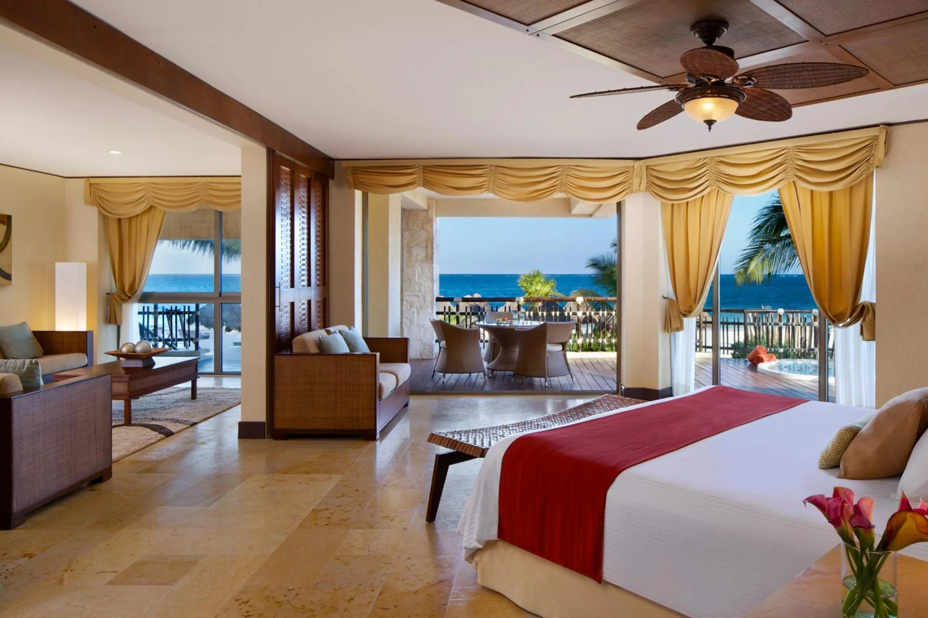 Bed in Dreams Riviera Cancun Resort & Spa - All Inclusive
