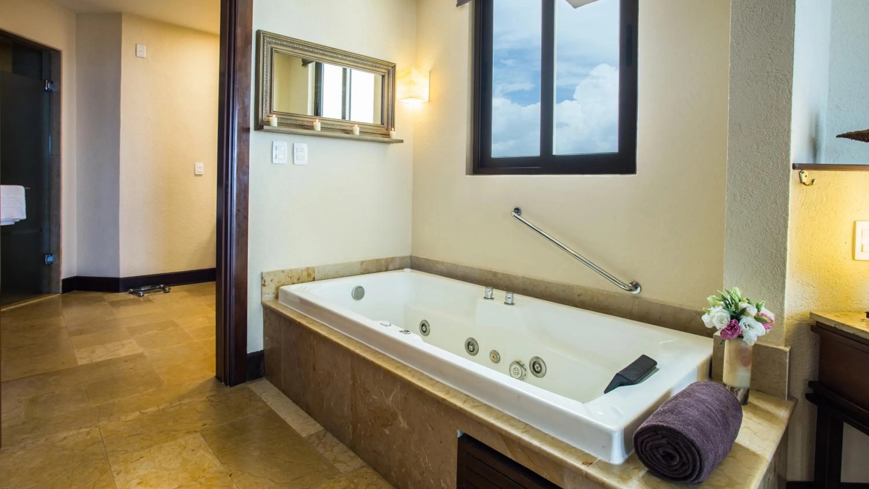 Bathroom in Dreams Riviera Cancun Resort & Spa - All Inclusive