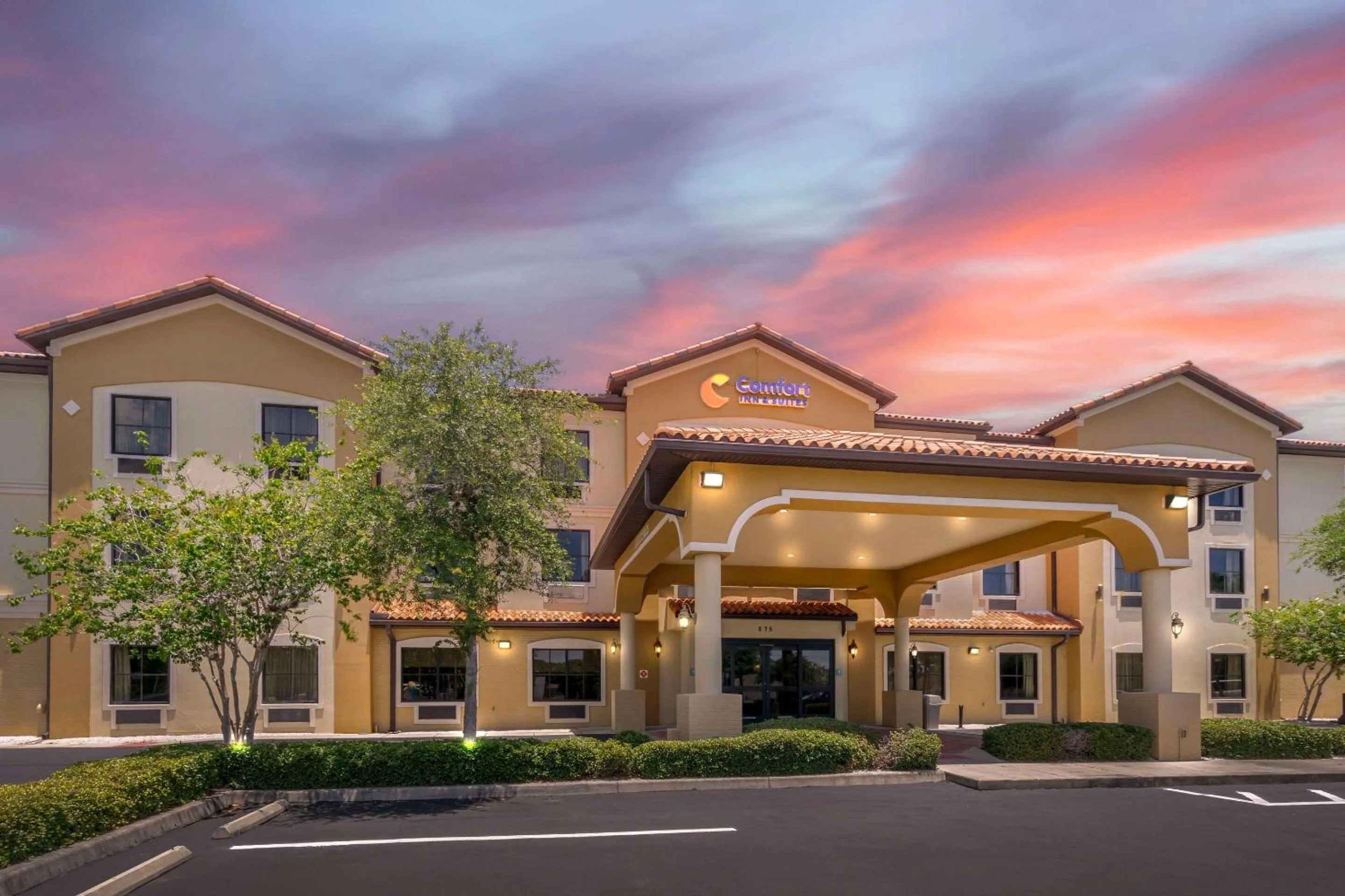 Property building in Comfort Inn & Suites Northeast - Gateway