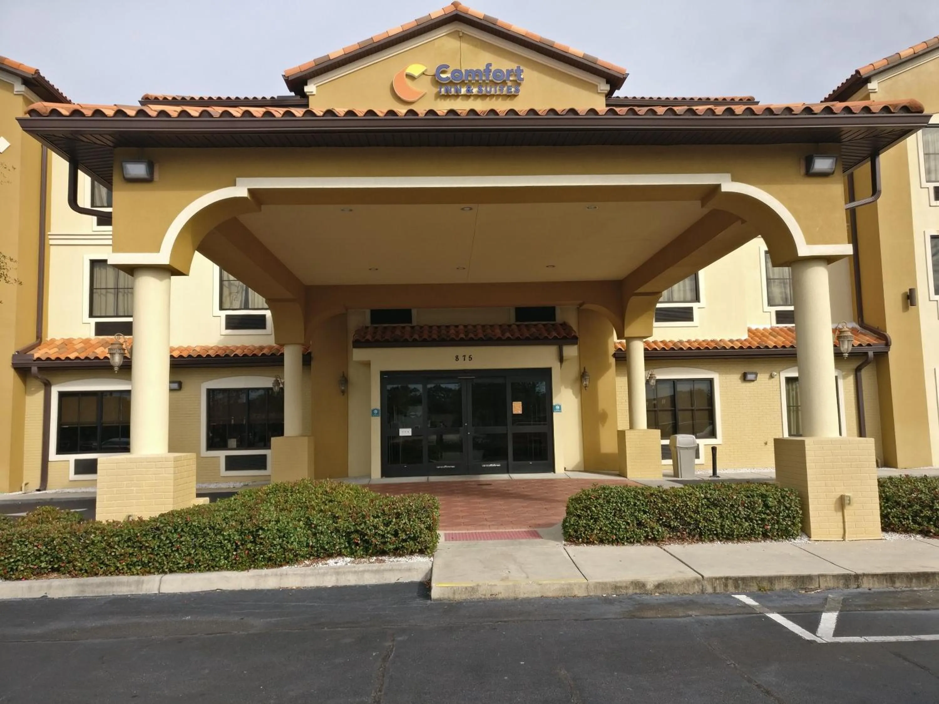 Property building in Comfort Inn & Suites Northeast - Gateway