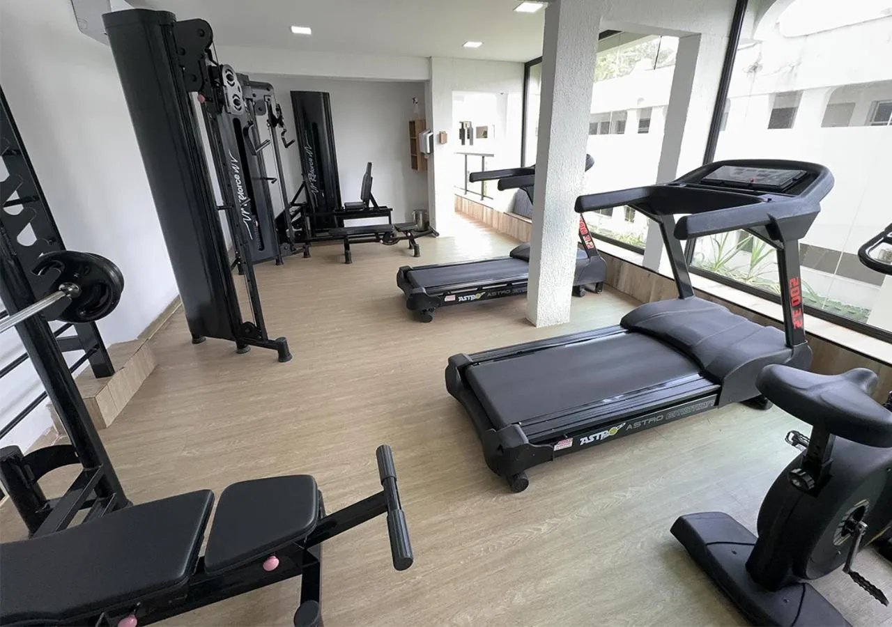 Fitness centre/facilities in Wembley Inn Hotel