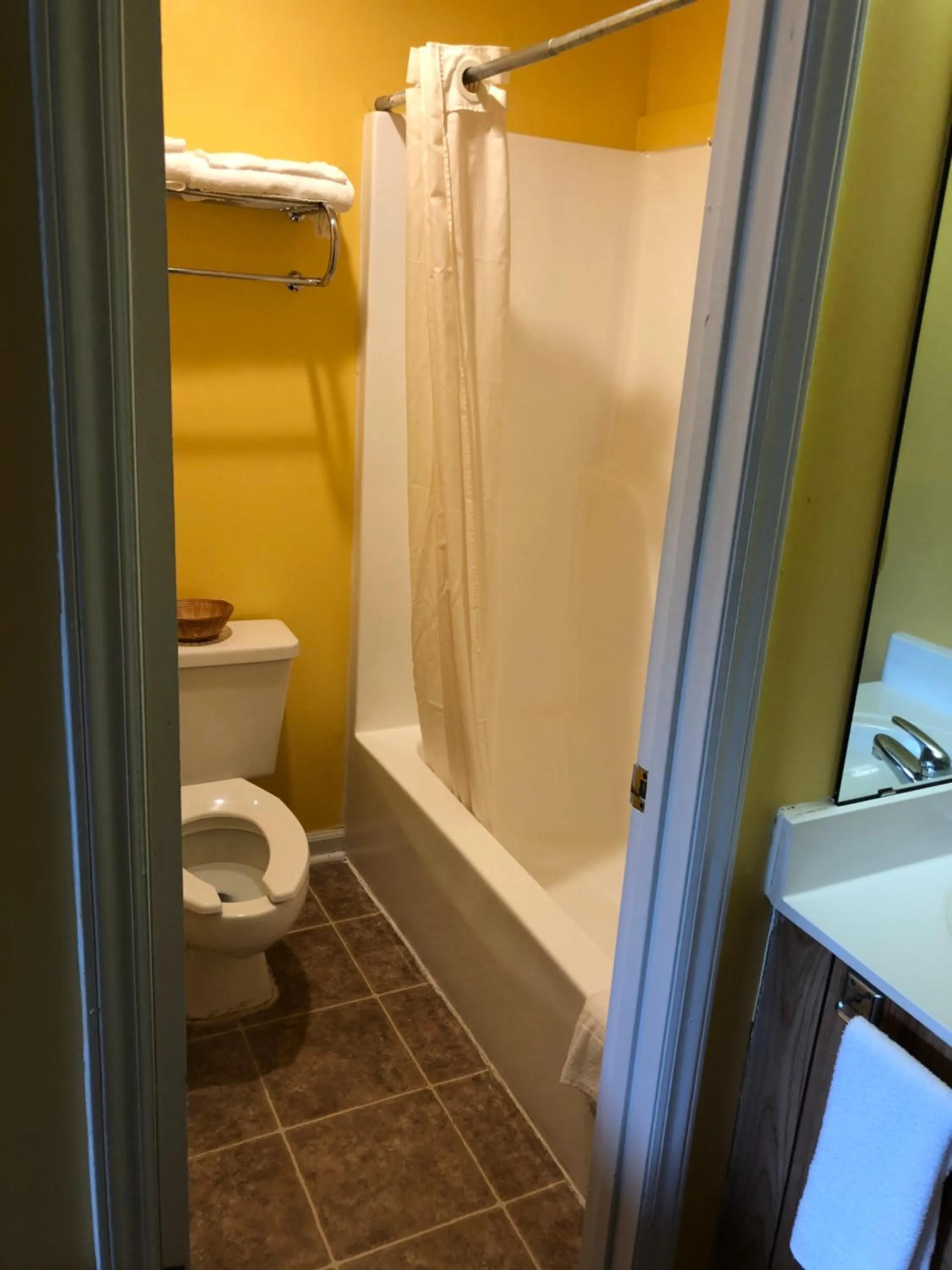 Americas Best Value Inn - Jonesville