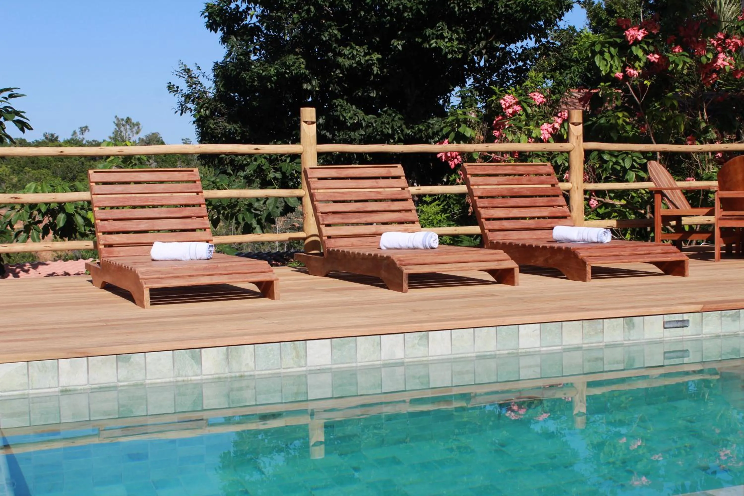 Swimming pool in Pousada Encantos de Arraial