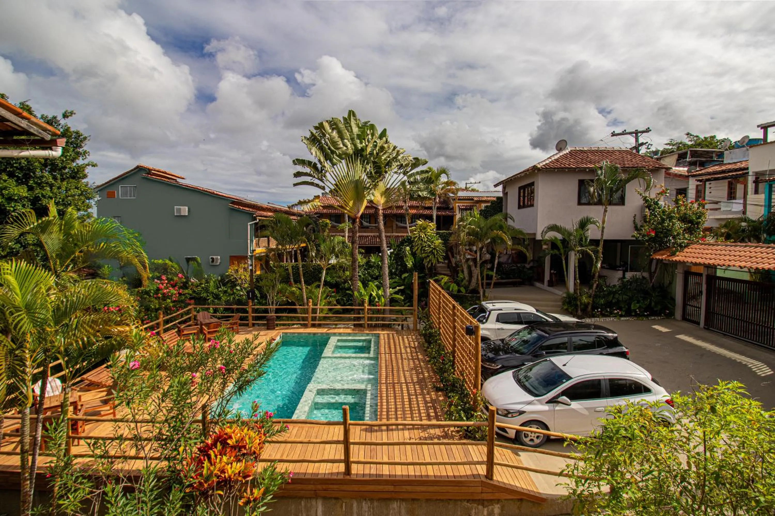Swimming pool in Pousada Encantos de Arraial