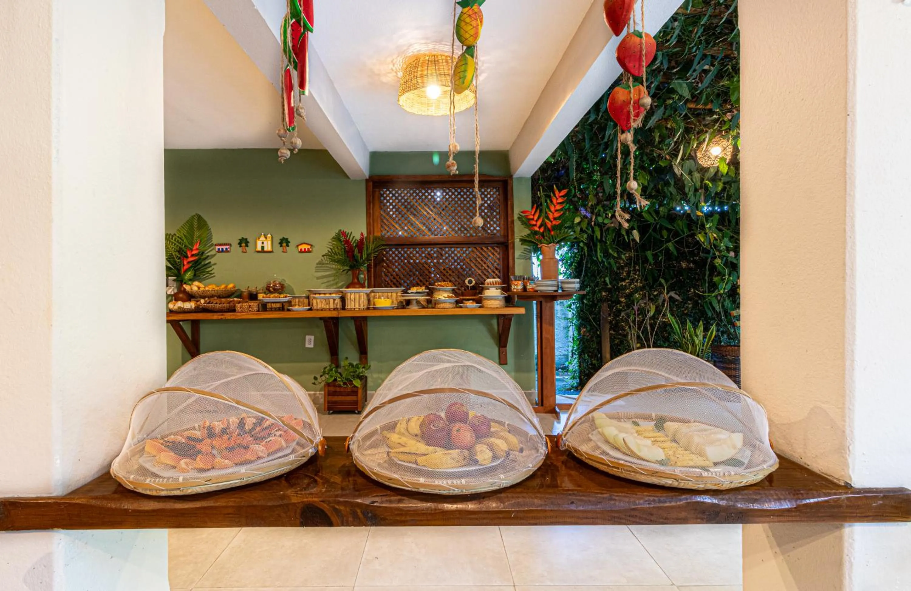 Breakfast in Pousada Encantos de Arraial