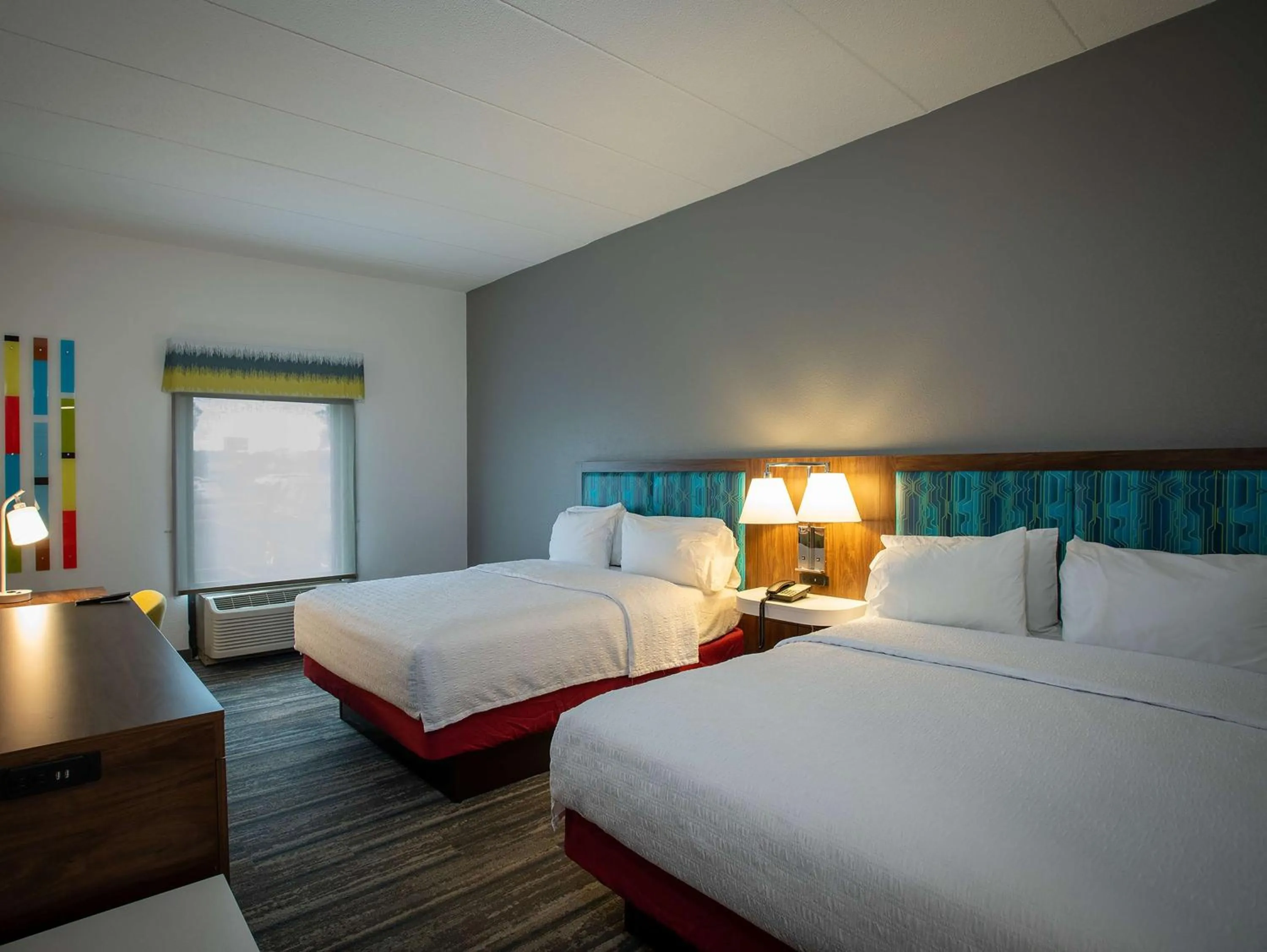 Bed in Hampton Inn Seaford