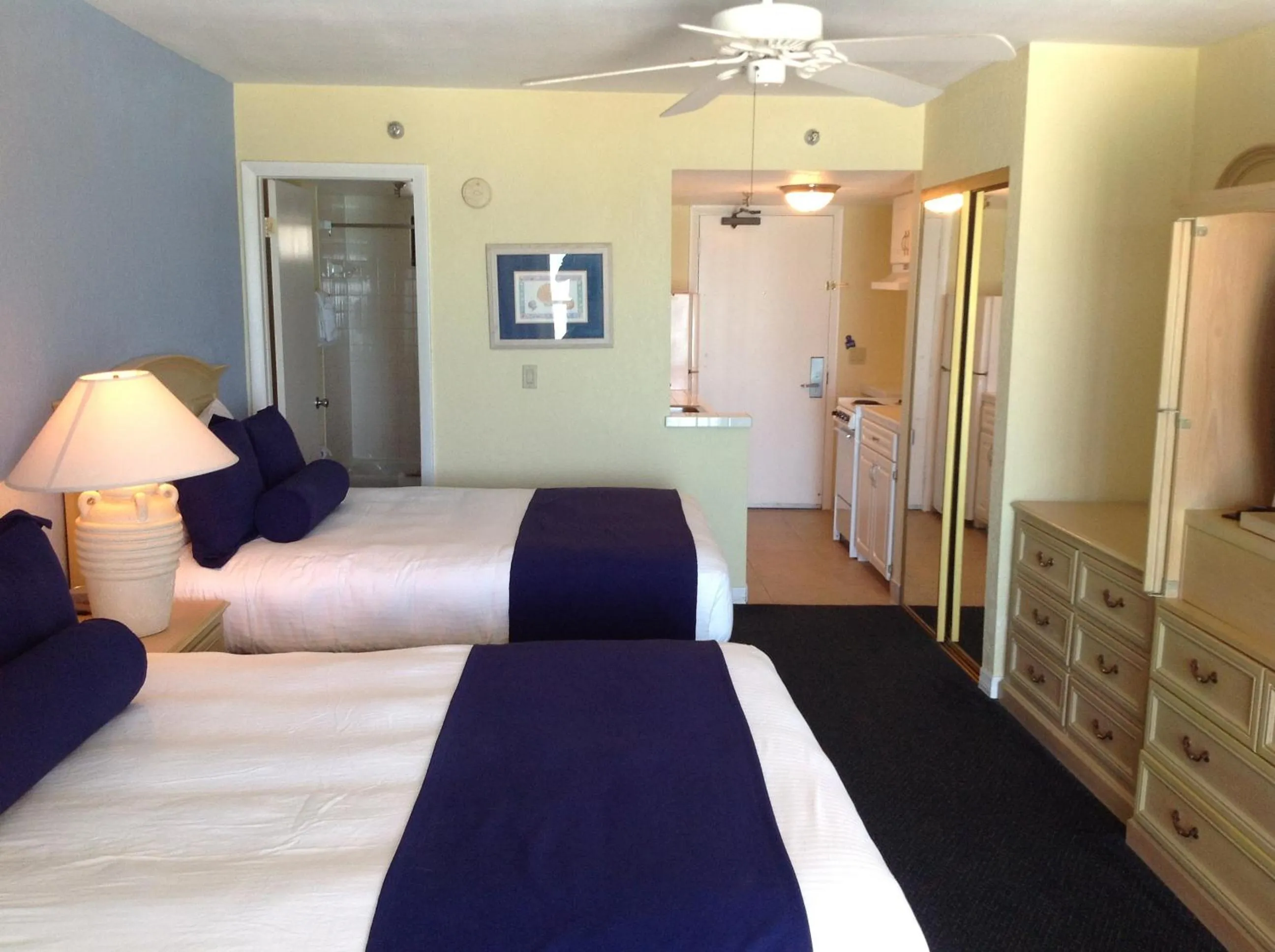 Bed in Shoreline Island Resort - Exclusively Adult