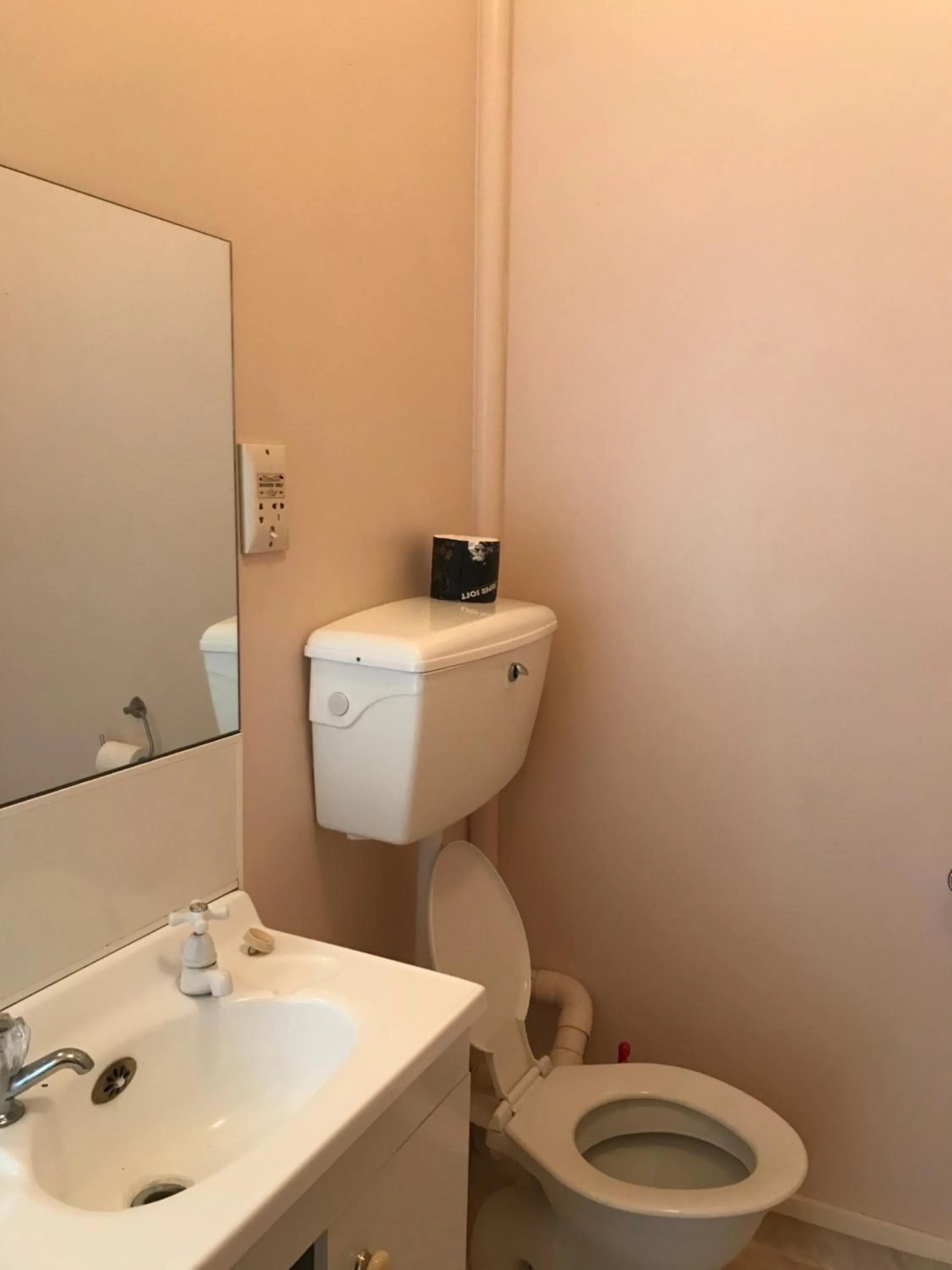 Criterion Club Hotel