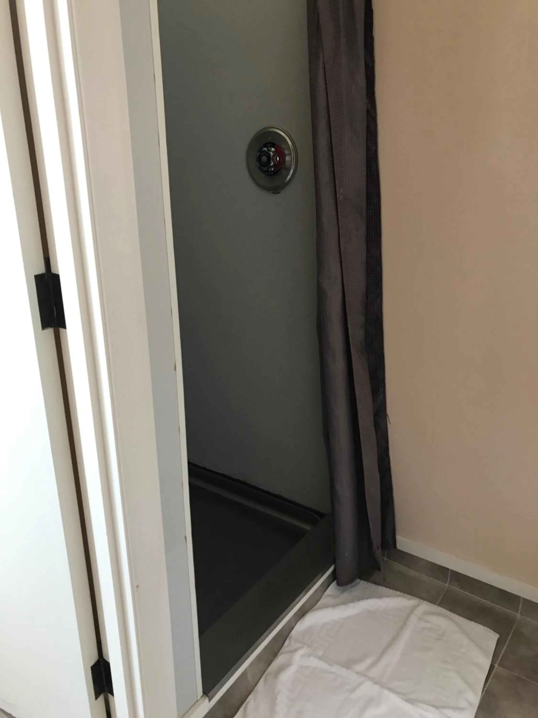 Criterion Club Hotel