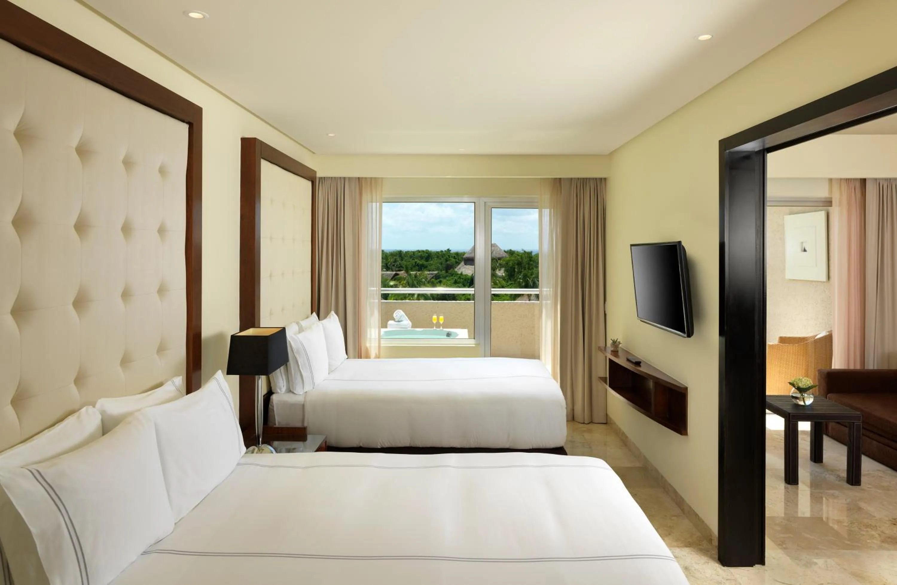 TV and multimedia, Bed in Paradisus La Perla - Adults Only - Riviera Maya - All Inclusive