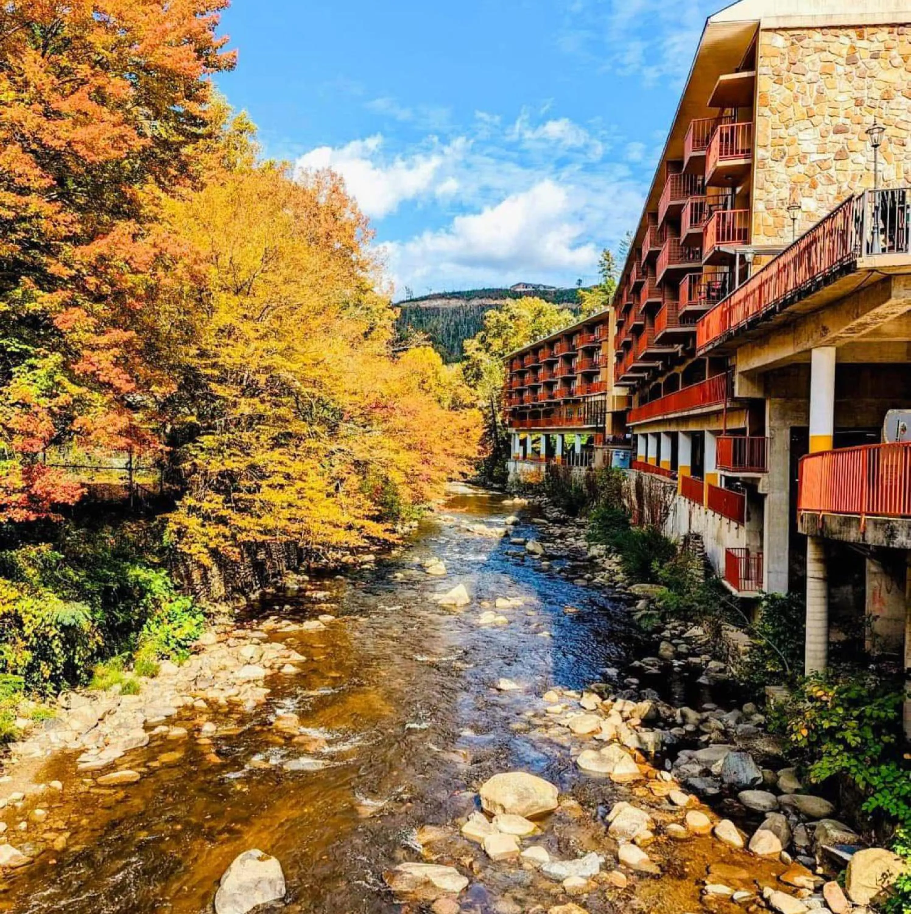 Property building in Baymont by Wyndham Gatlinburg On The River