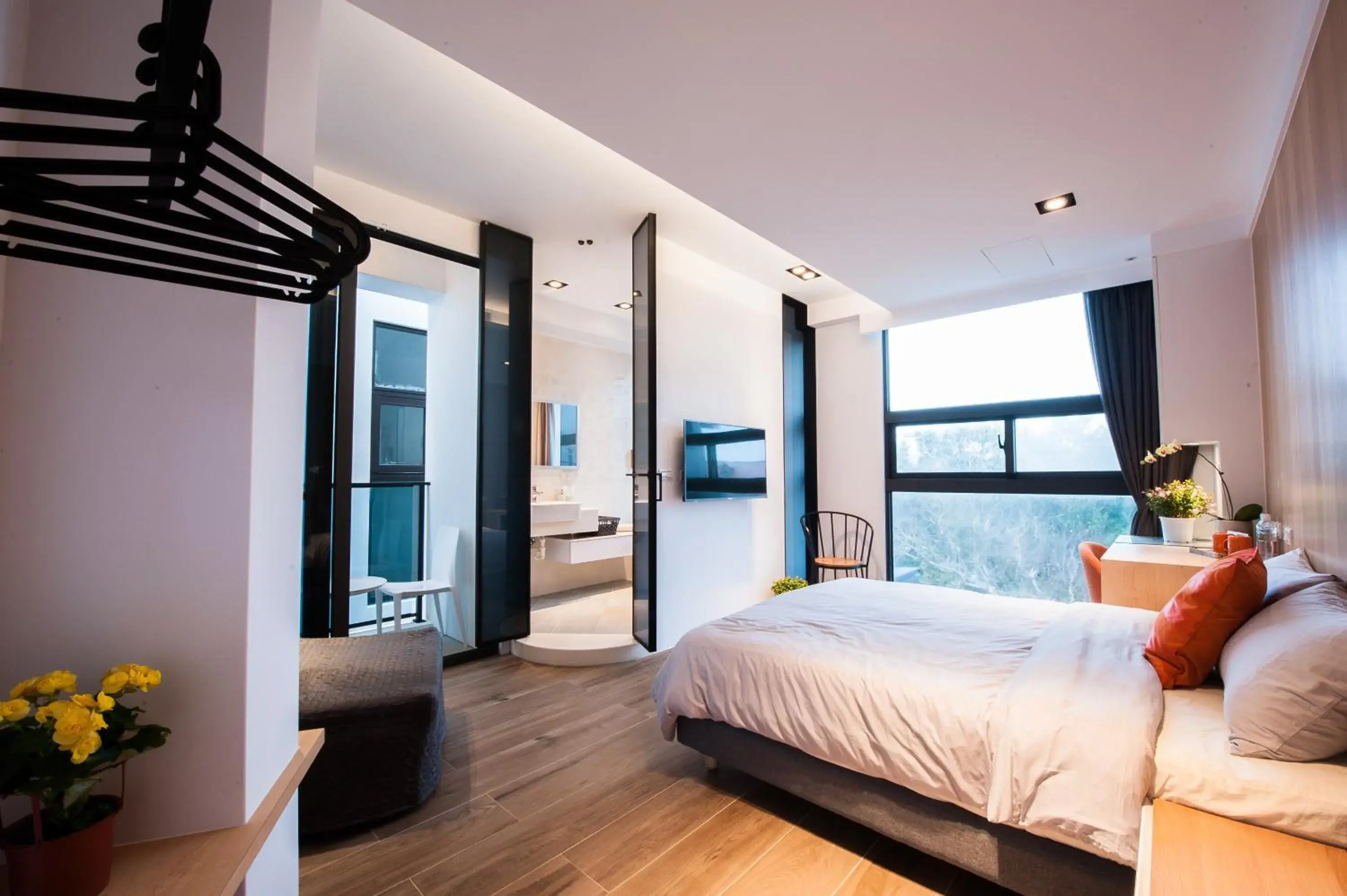 Deluxe Double Room with Bath in Galilee B&B 加利利海民宿 Deluxe Double Room with Bath in Galilee B&B 加利利海民宿