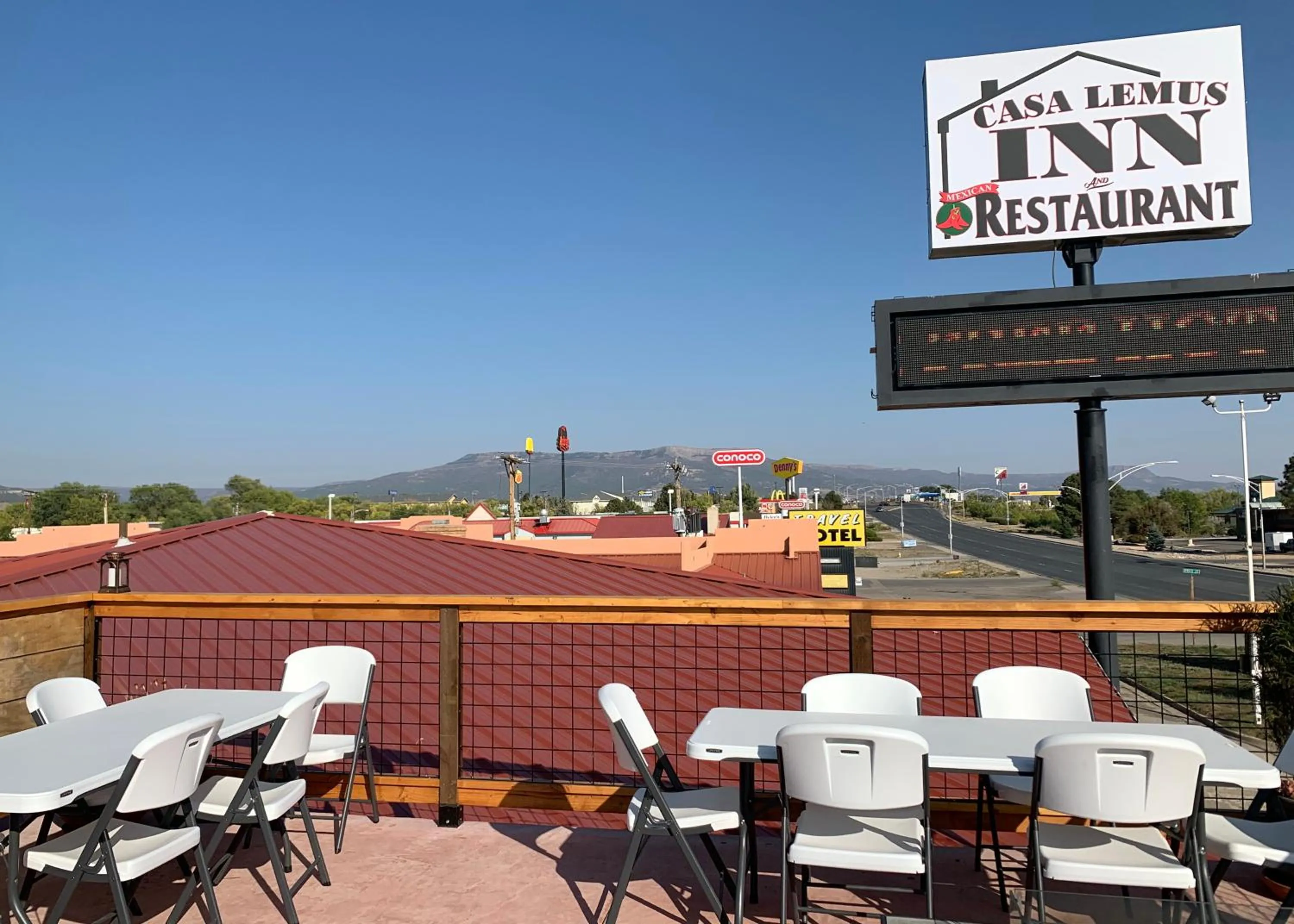 Restaurant/places to eat in Casa Lemus Inn