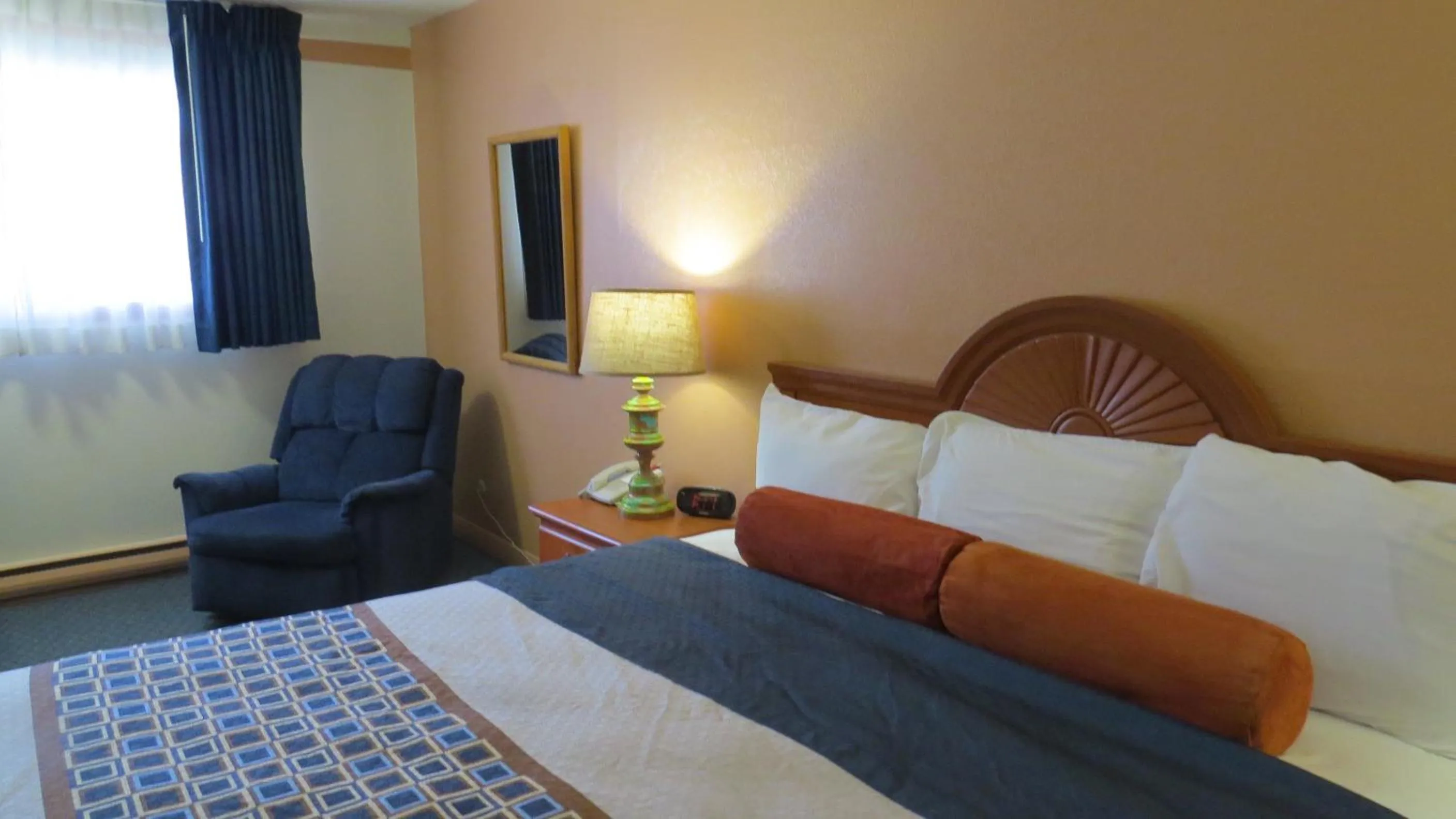 Bed in Casa Lemus Inn