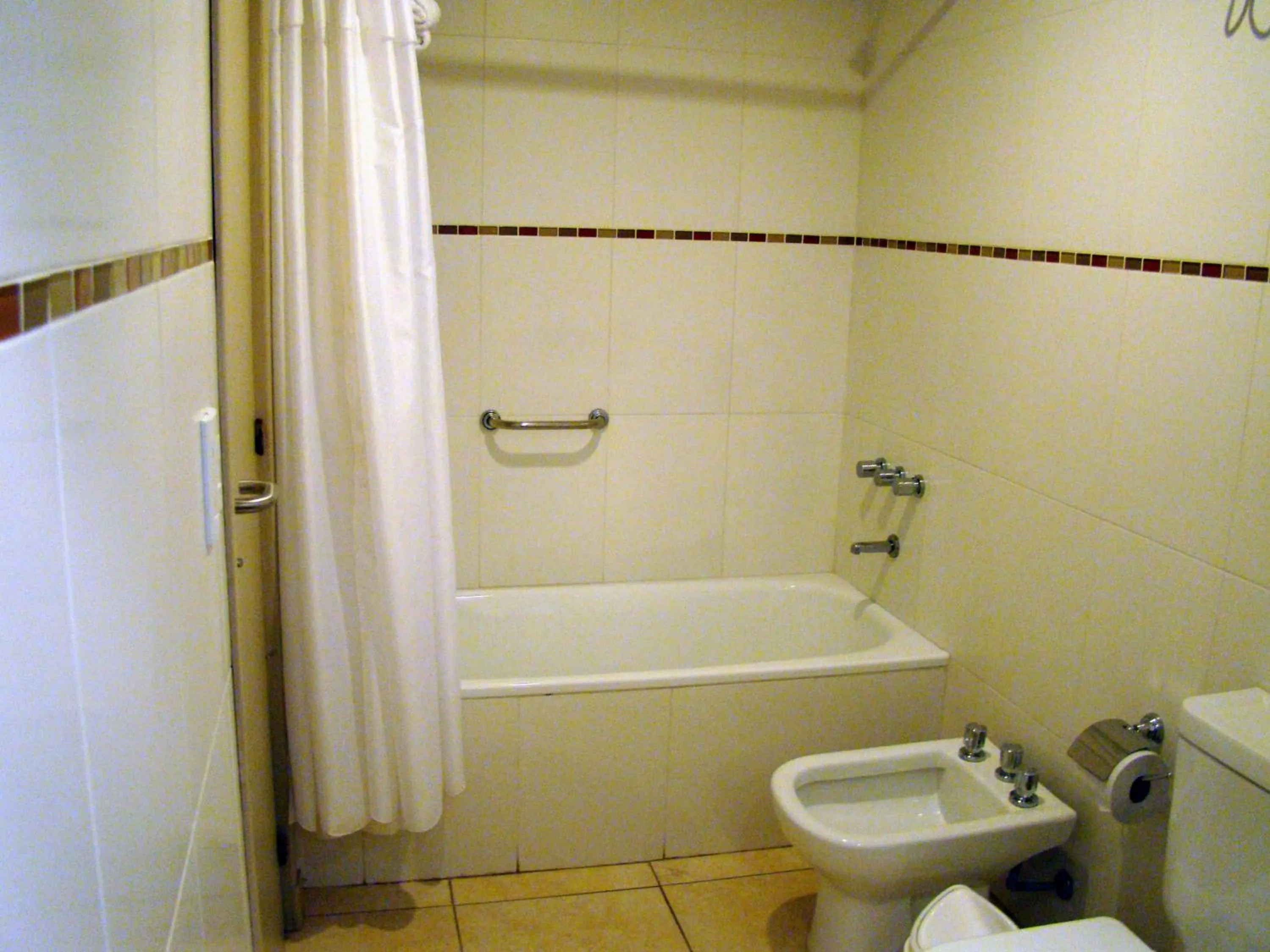 Bathroom in Gran Hotel Continental
