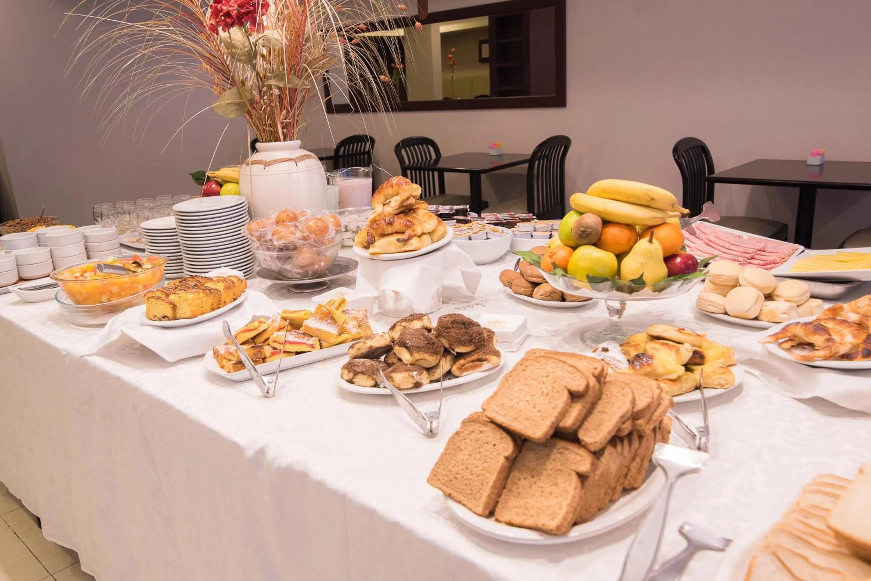 Food and drinks in Gran Hotel Continental