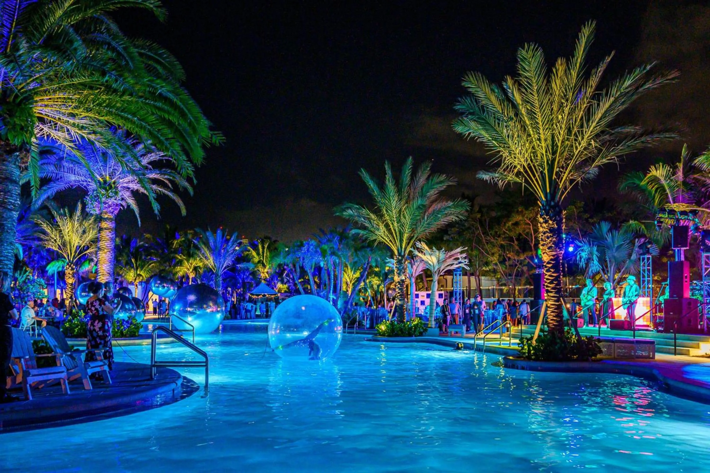 Swimming pool in JW Marriott Miami Turnberry Resort & Spa