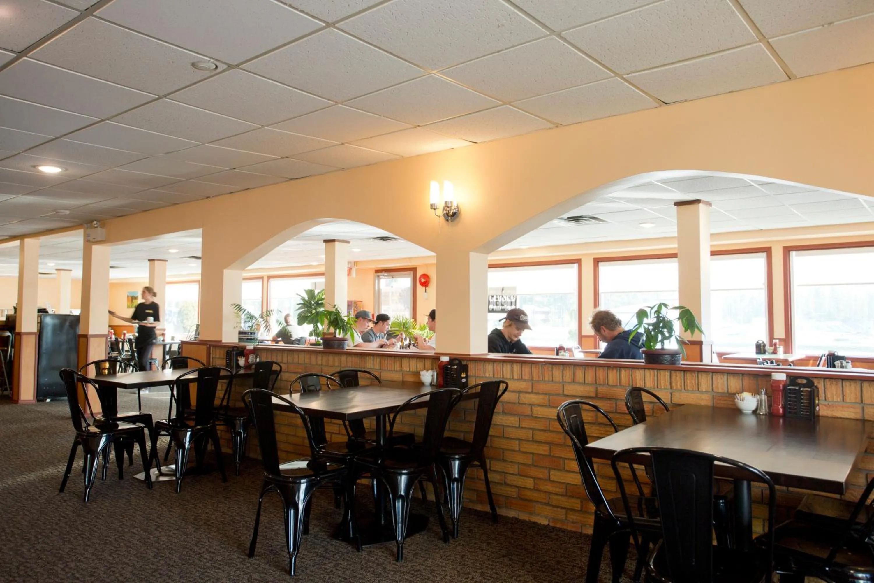 Breakfast in Valemount Vacation Inn