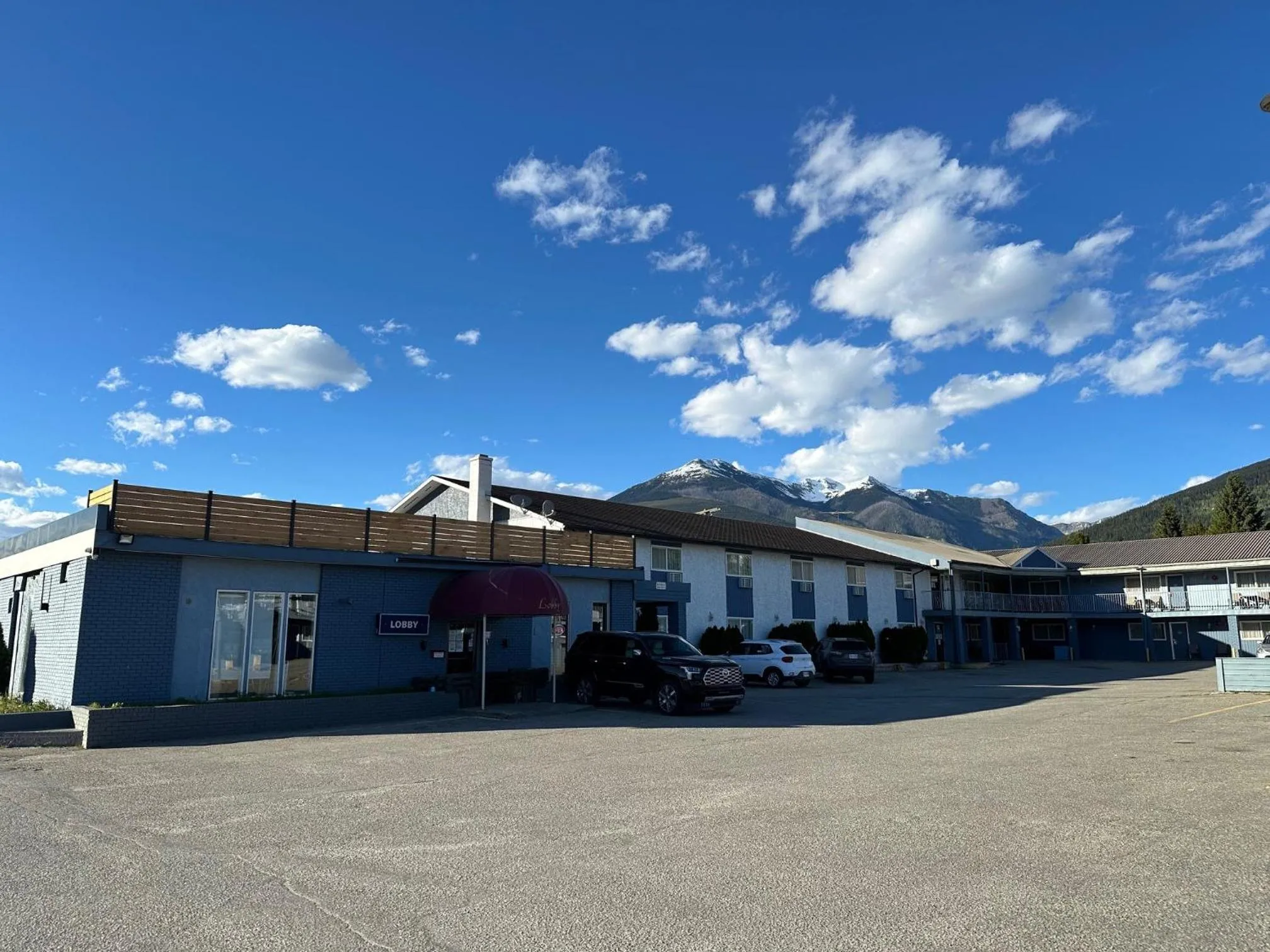 Lobby or reception in Valemount Vacation Inn