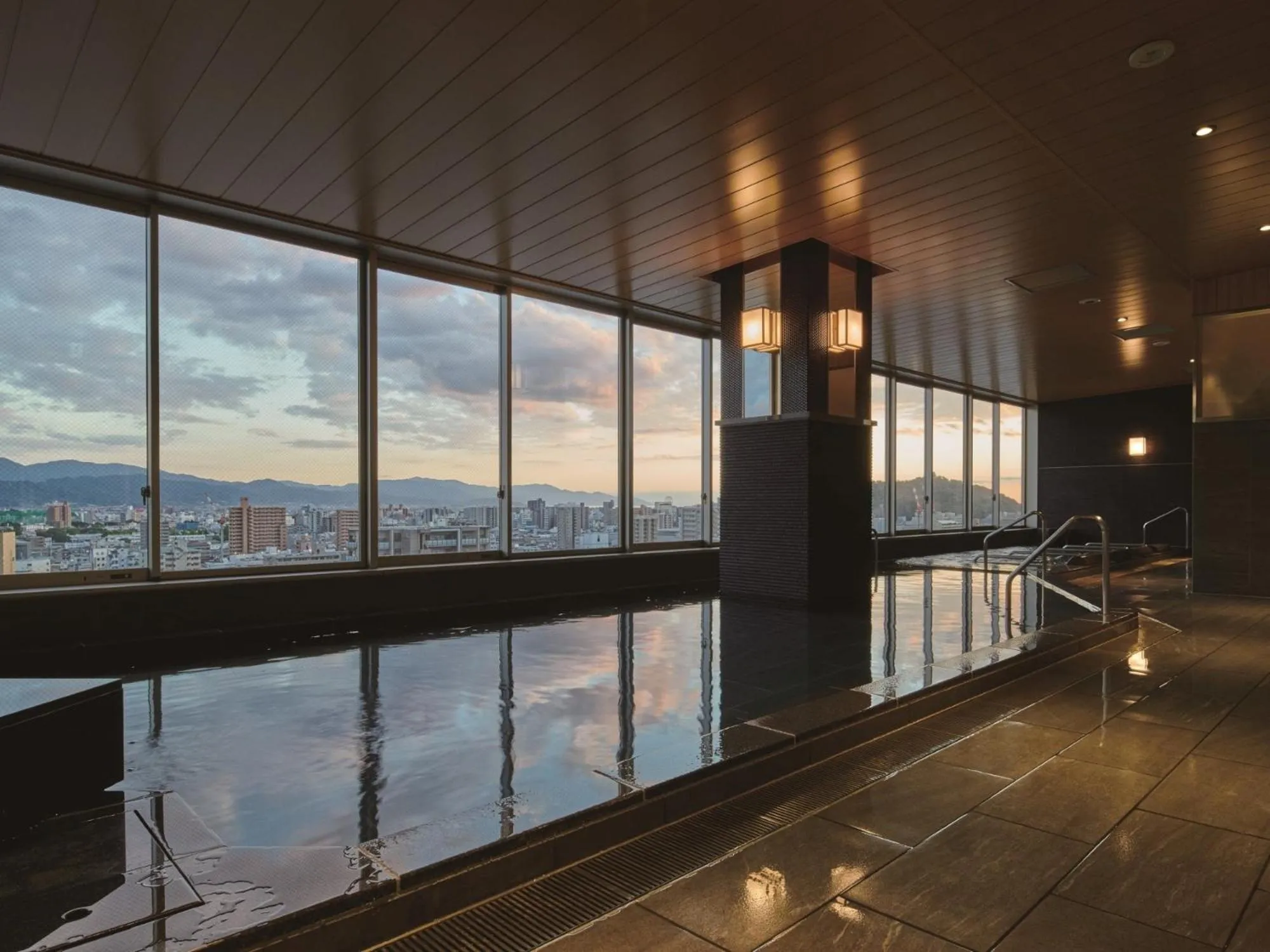 Area and facilities in Kowakuen Haruka