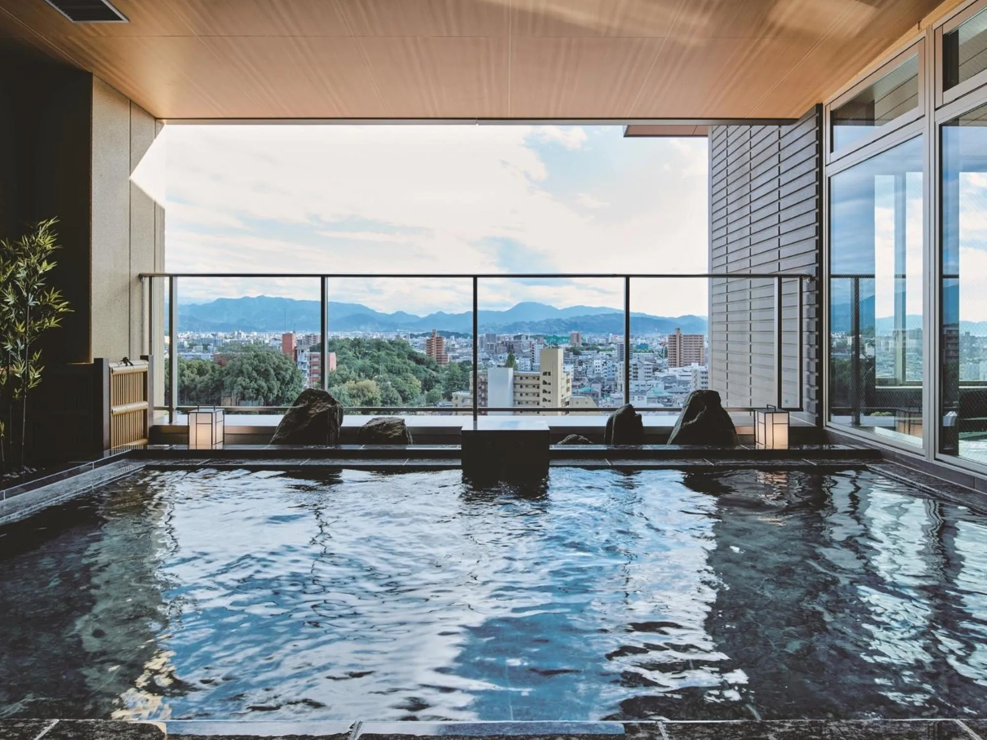 Area and facilities in Kowakuen Haruka