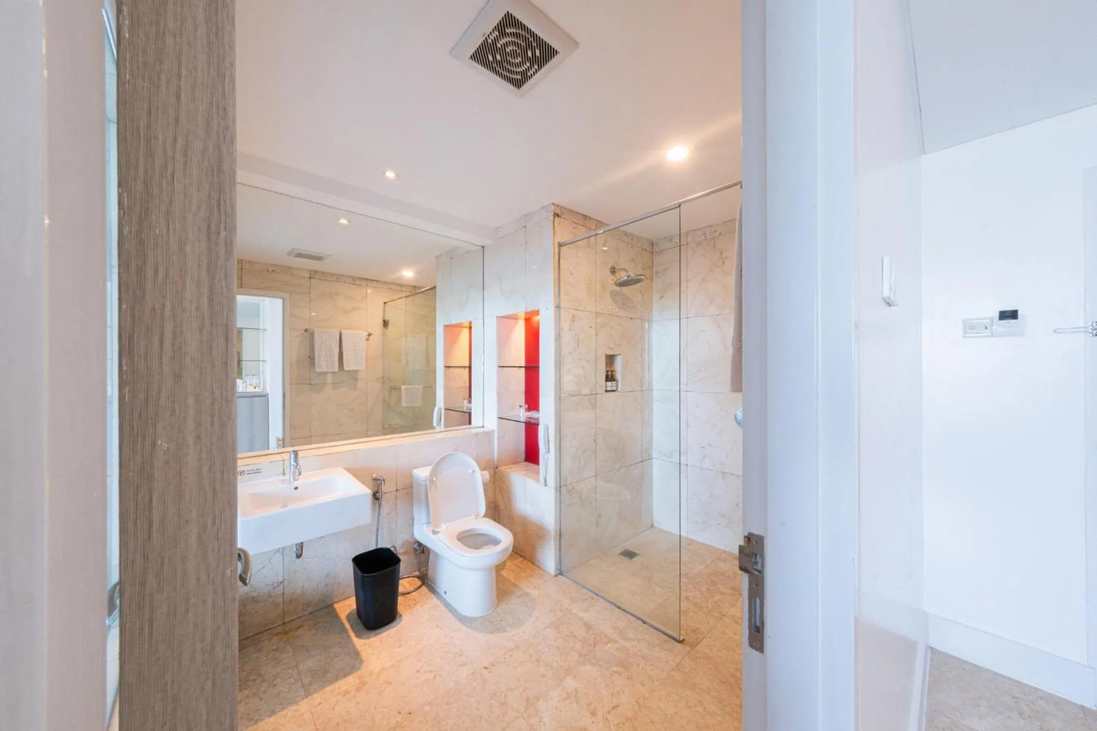 Toilet in Grand Jatra Hotel Balikpapan