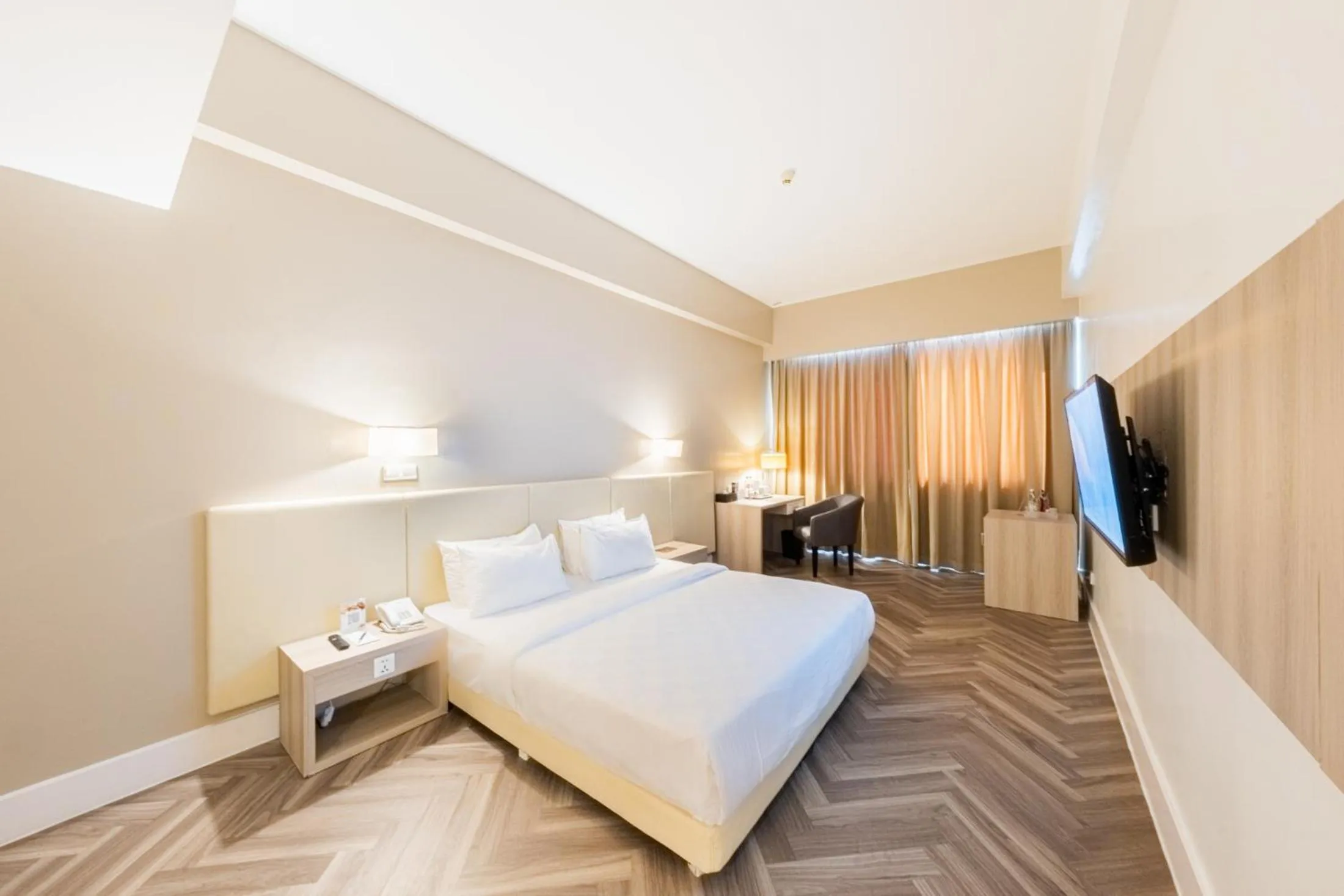 Bed in Grand Jatra Hotel Balikpapan