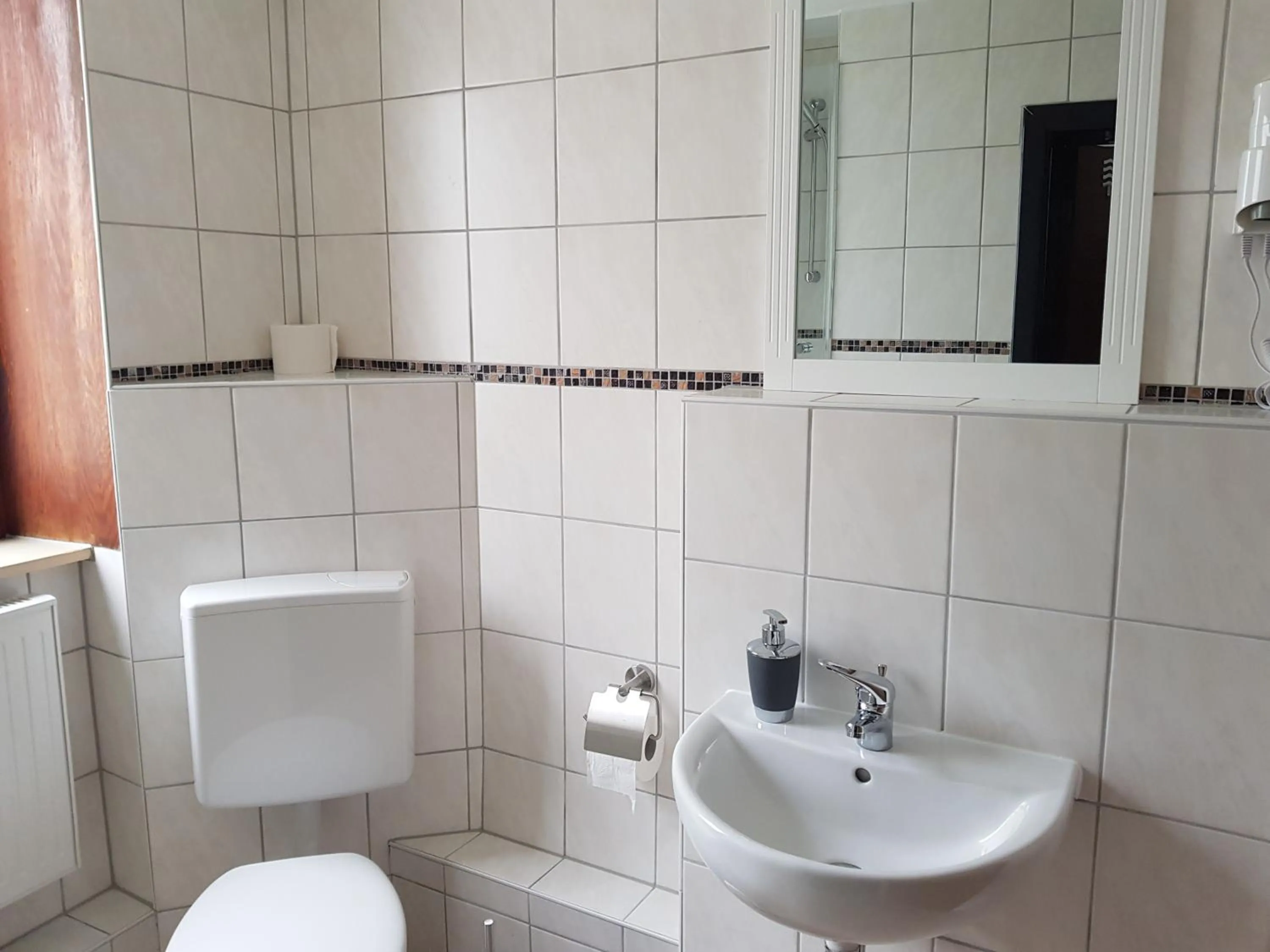 Shower in Hotel im Anker