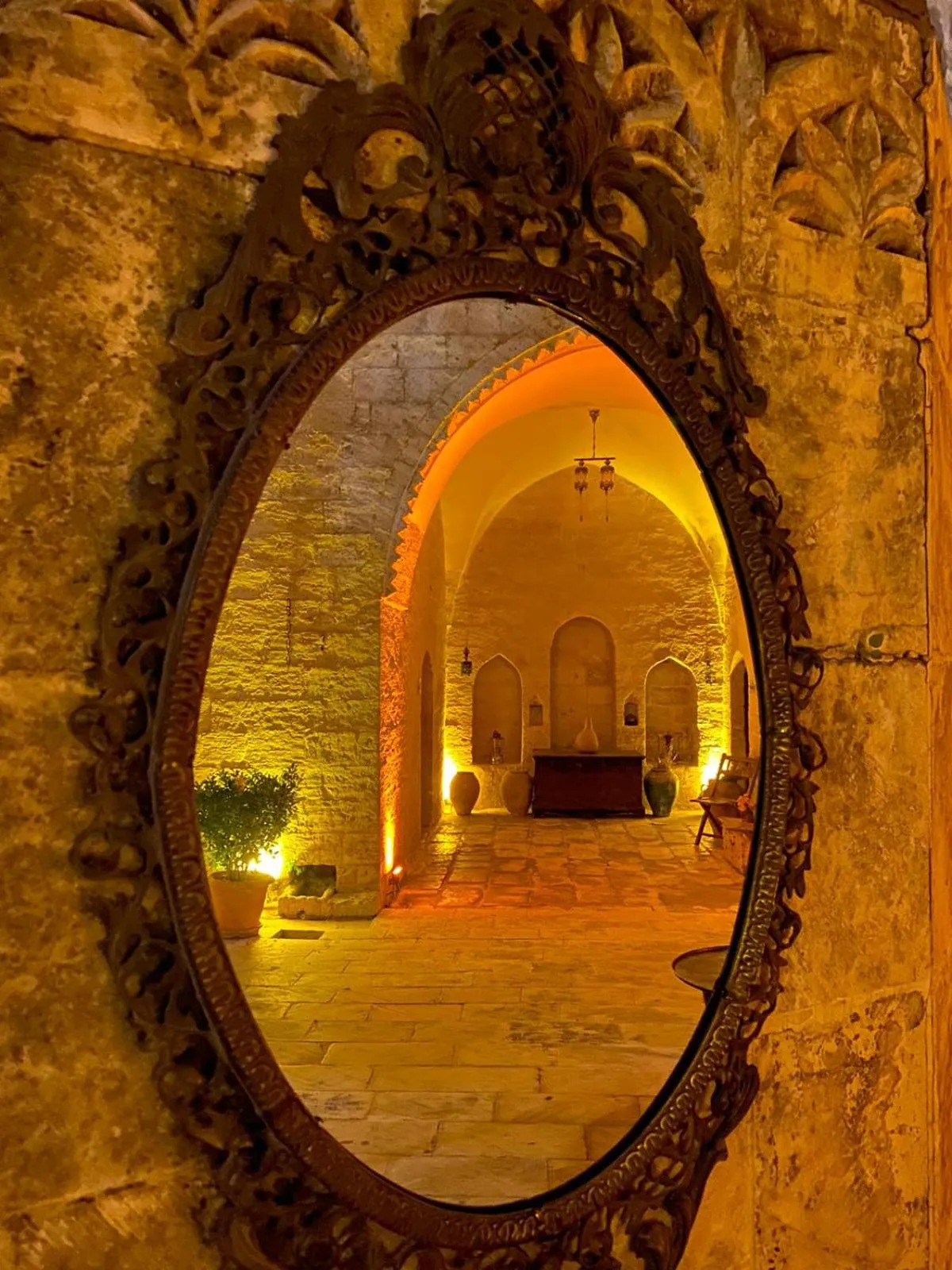 Night in Dara Konagı