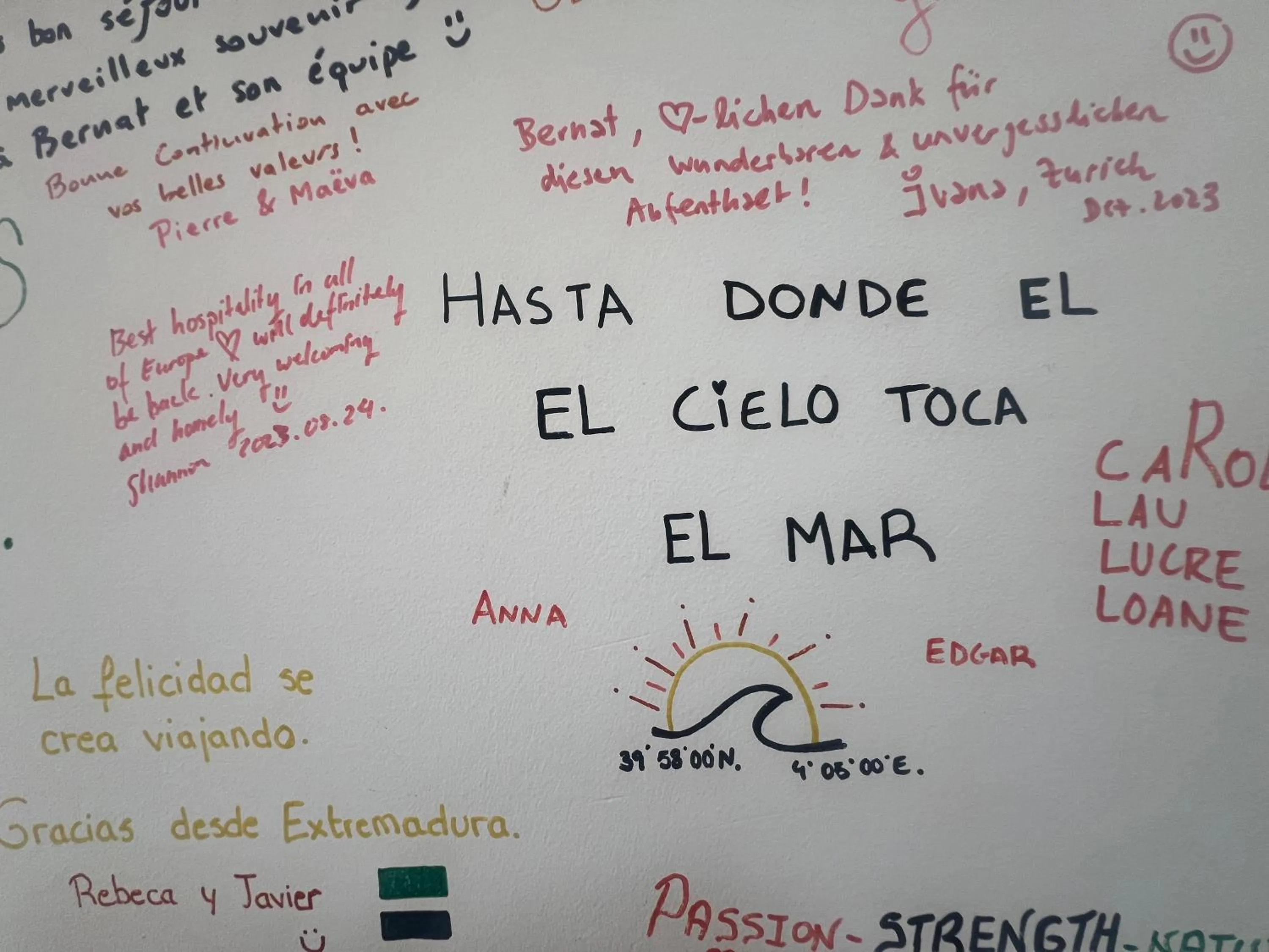 Text overlay in Balear Hotel