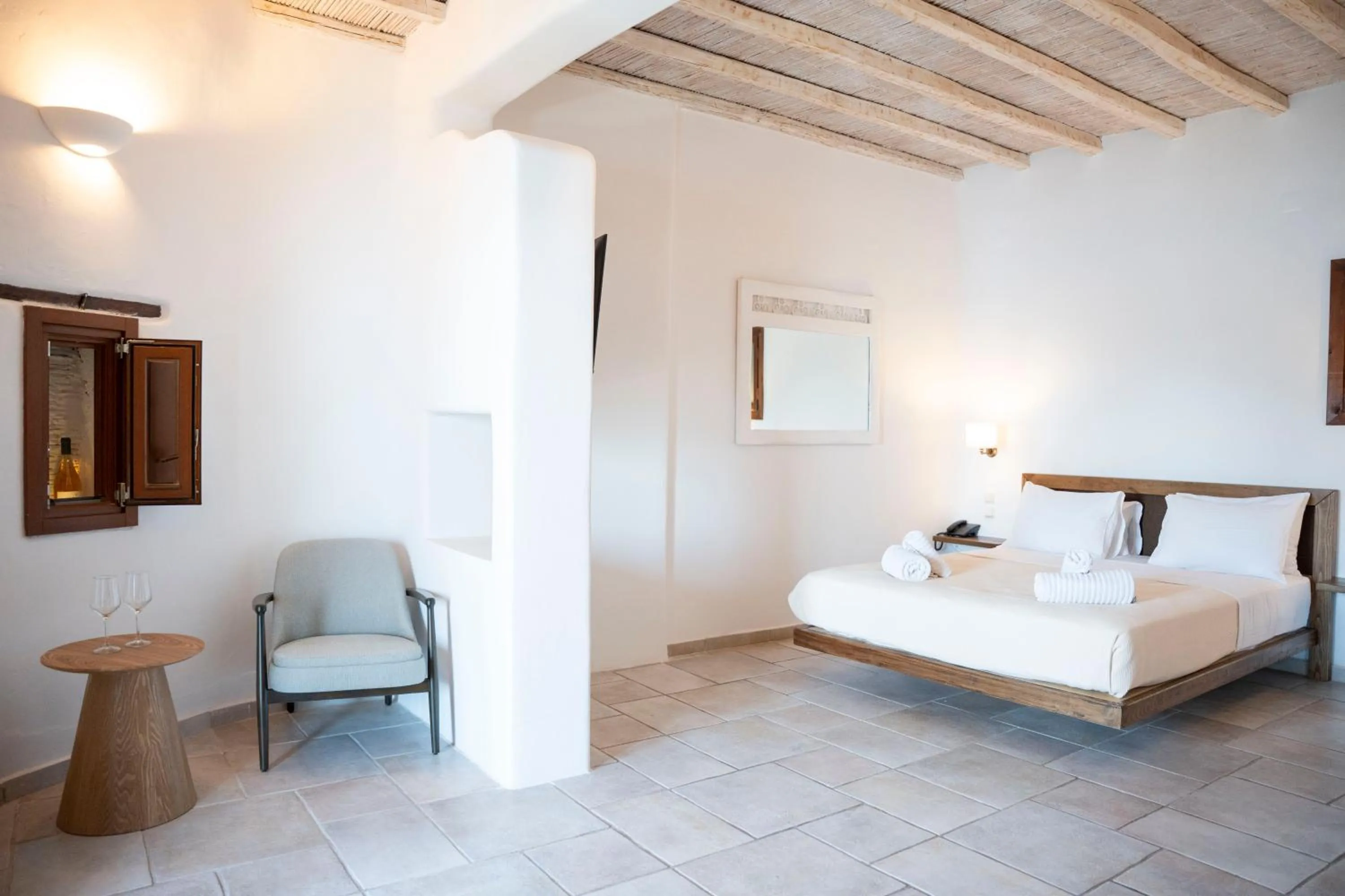 Bed in Albatros Club Mykonos