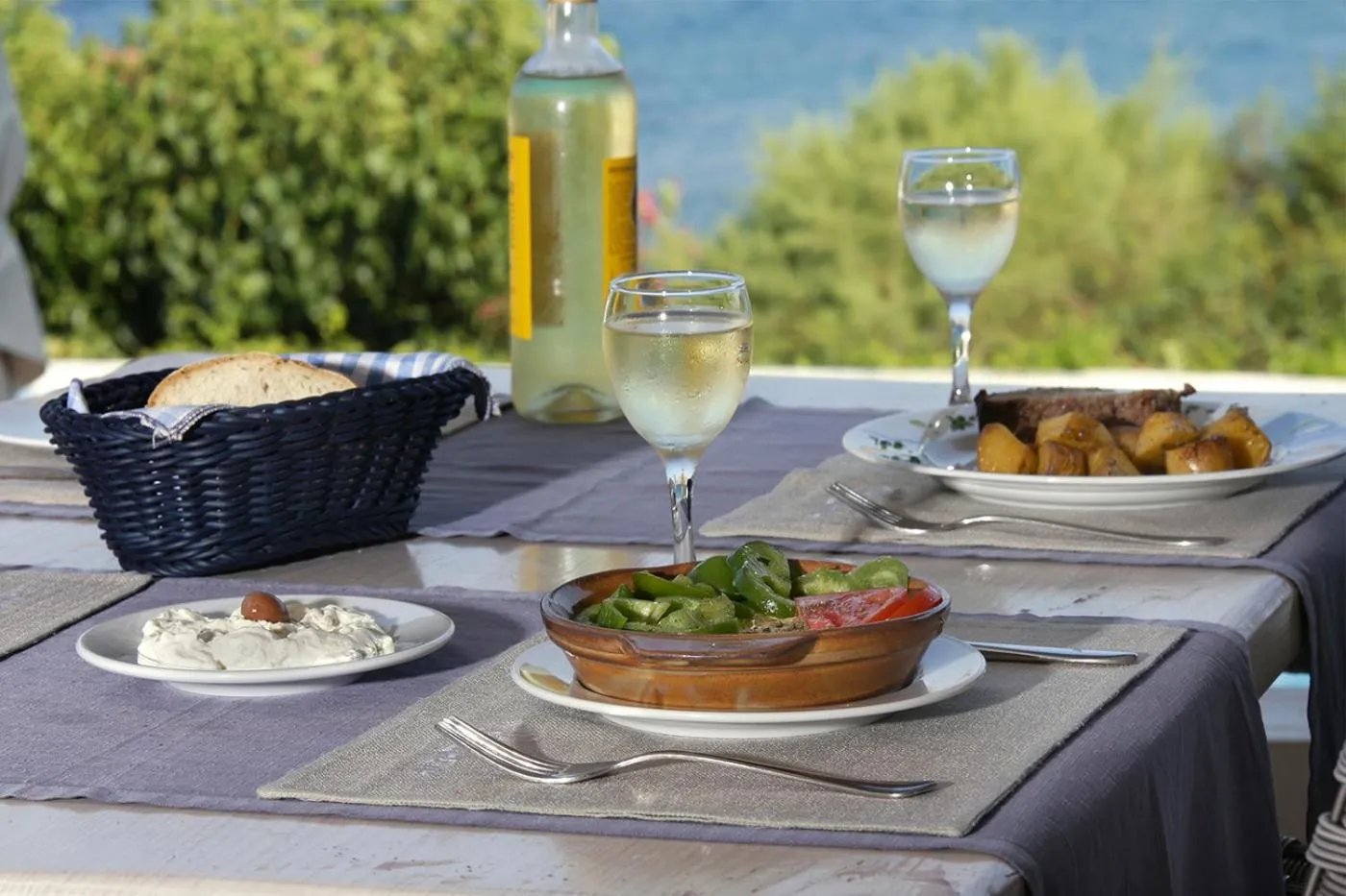 Restaurant/places to eat in Albatros Club Mykonos