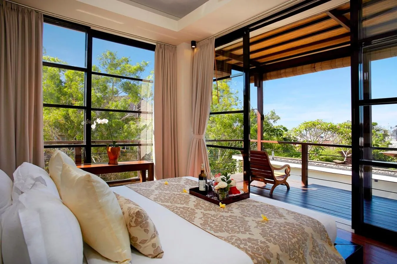 Bedroom, Bed in Temple Hill Residence Villa