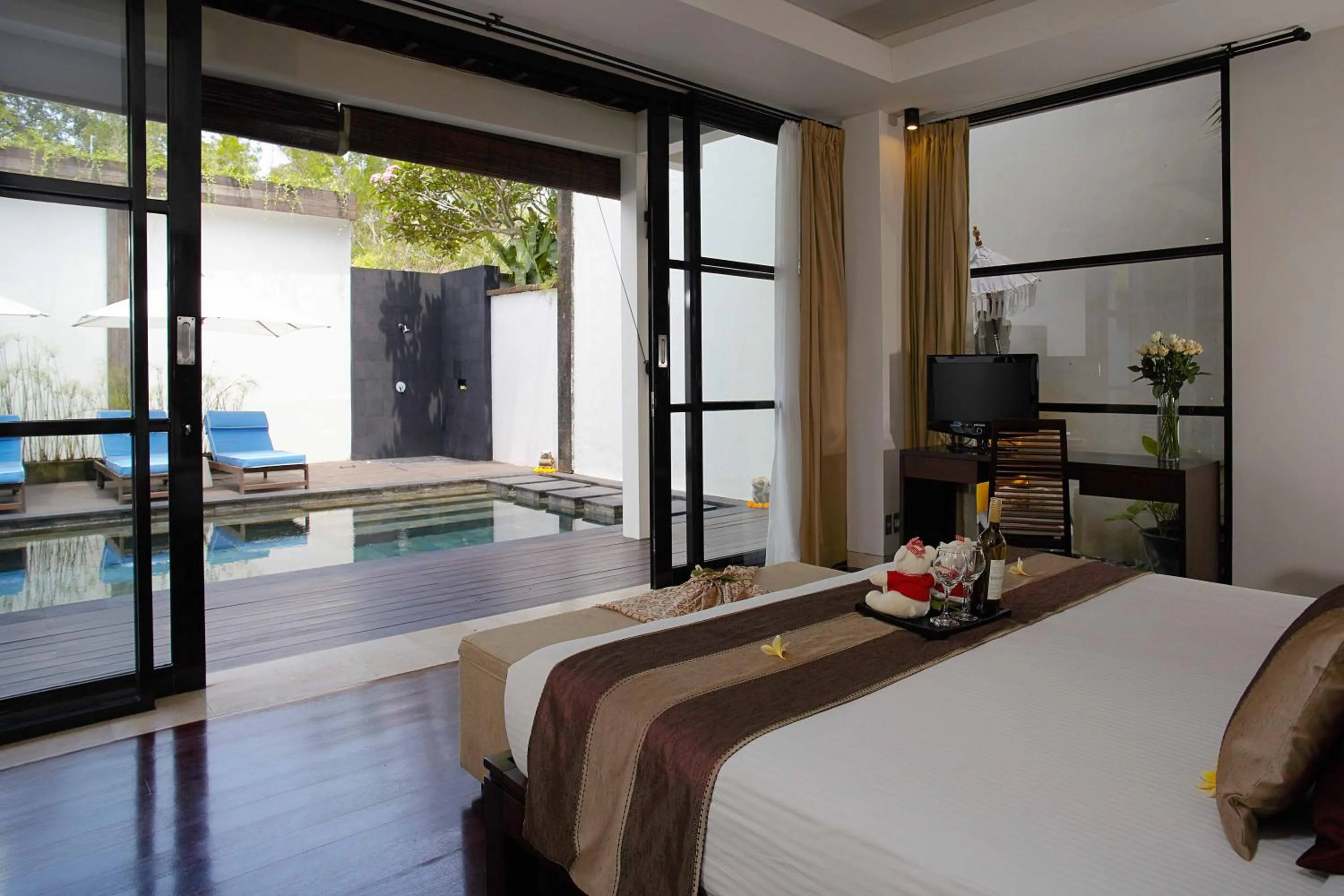 Bedroom, Bed in Temple Hill Residence Villa