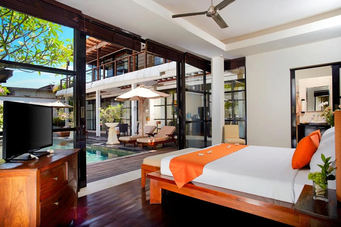 Bedroom, Bed in Temple Hill Residence Villa