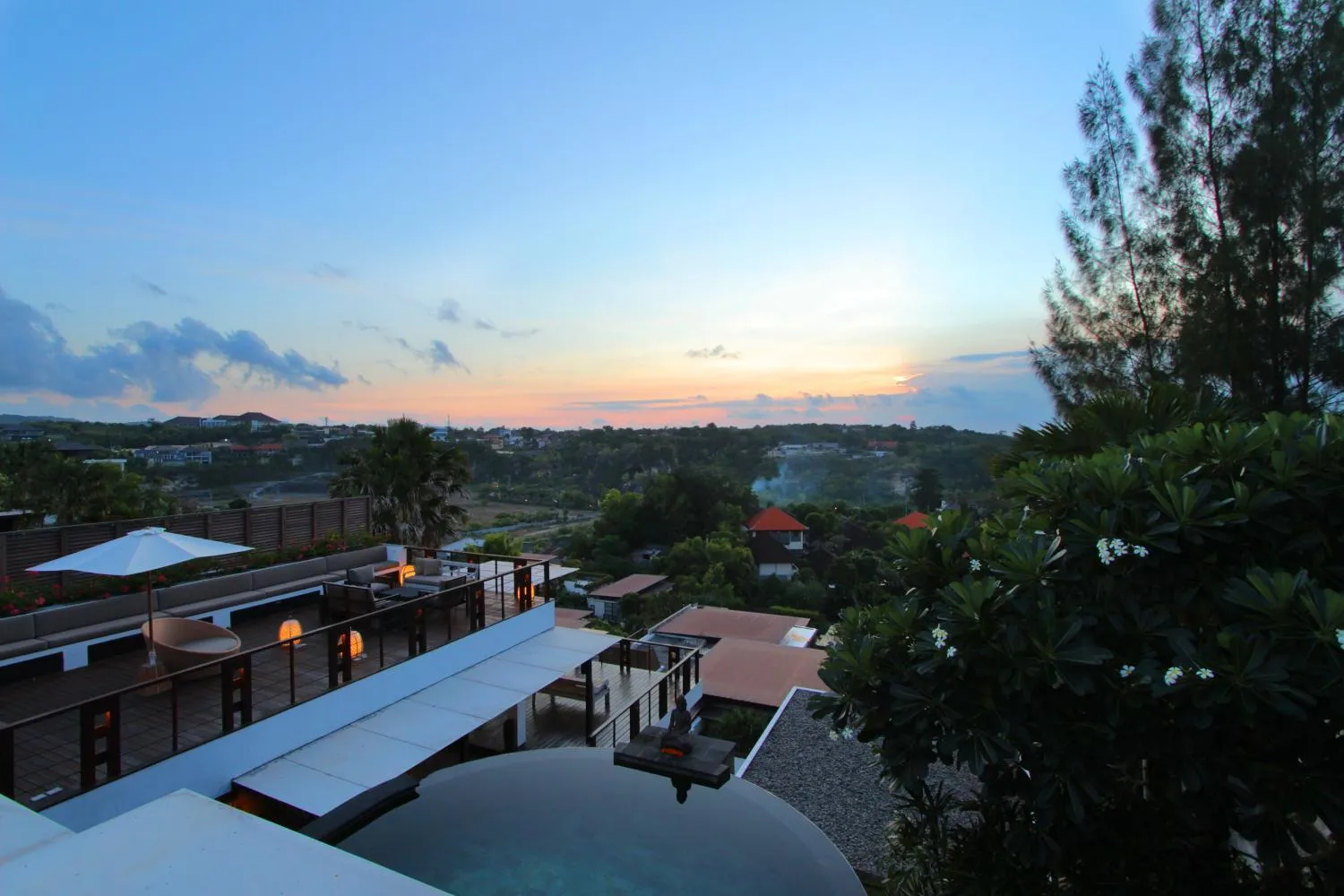 Property building in Temple Hill Residence Villa