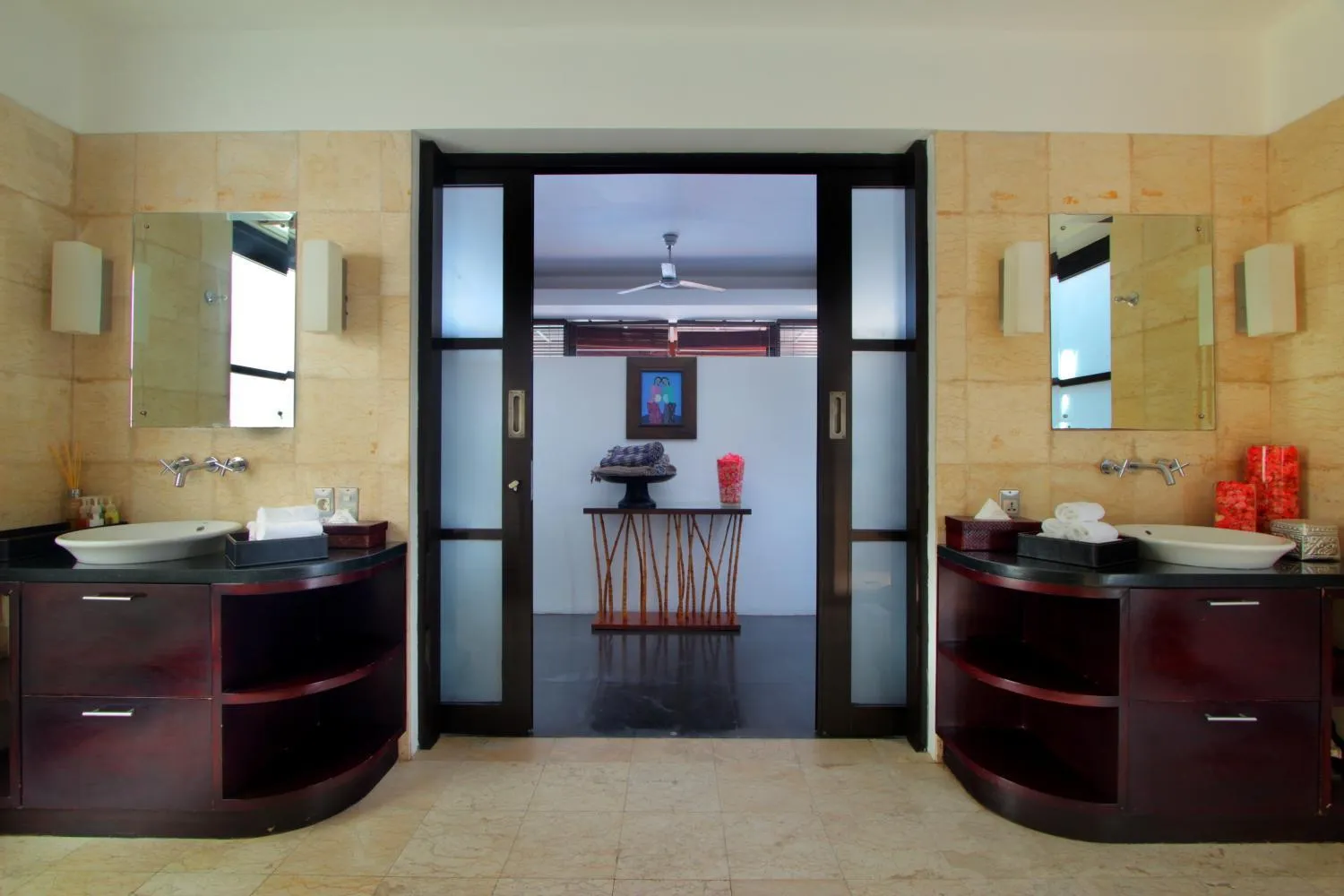 Property building in Temple Hill Residence Villa