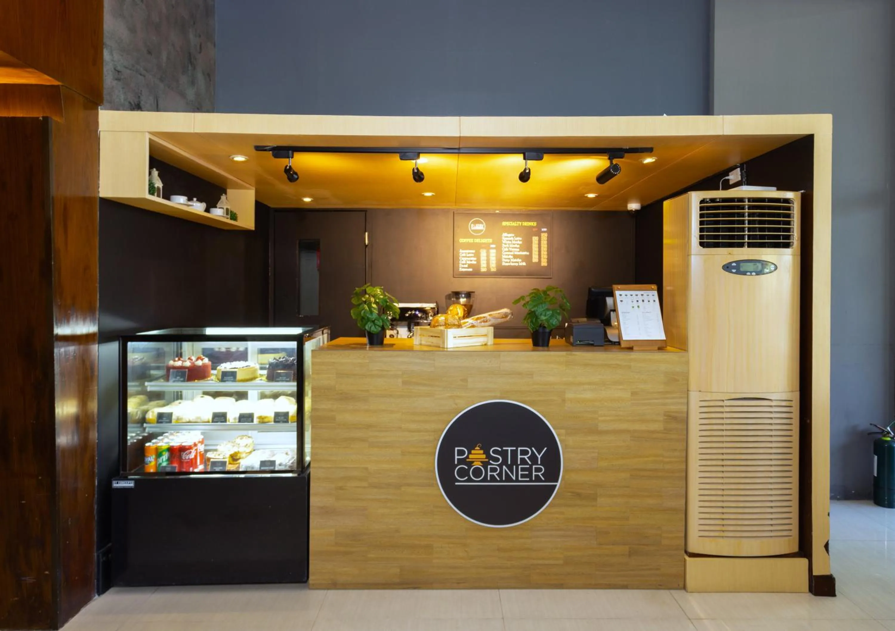 Restaurant/places to eat in The B Hotel Alabang