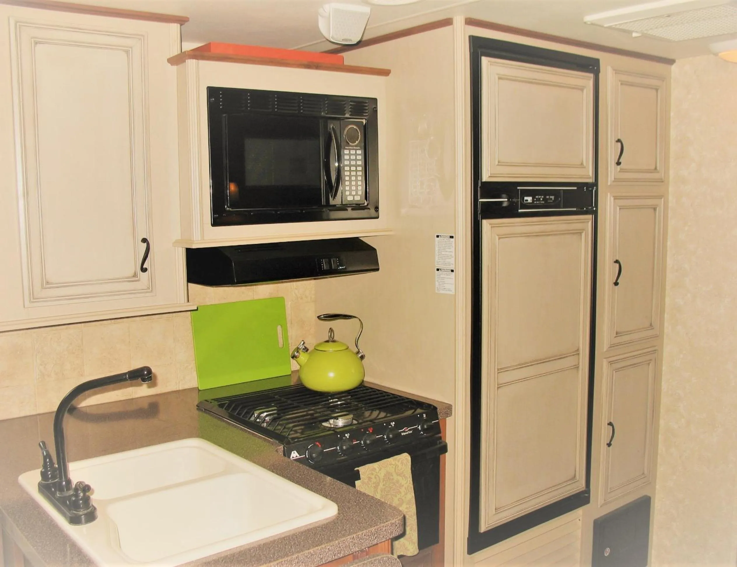 kitchen in The Alexander at Creek Road