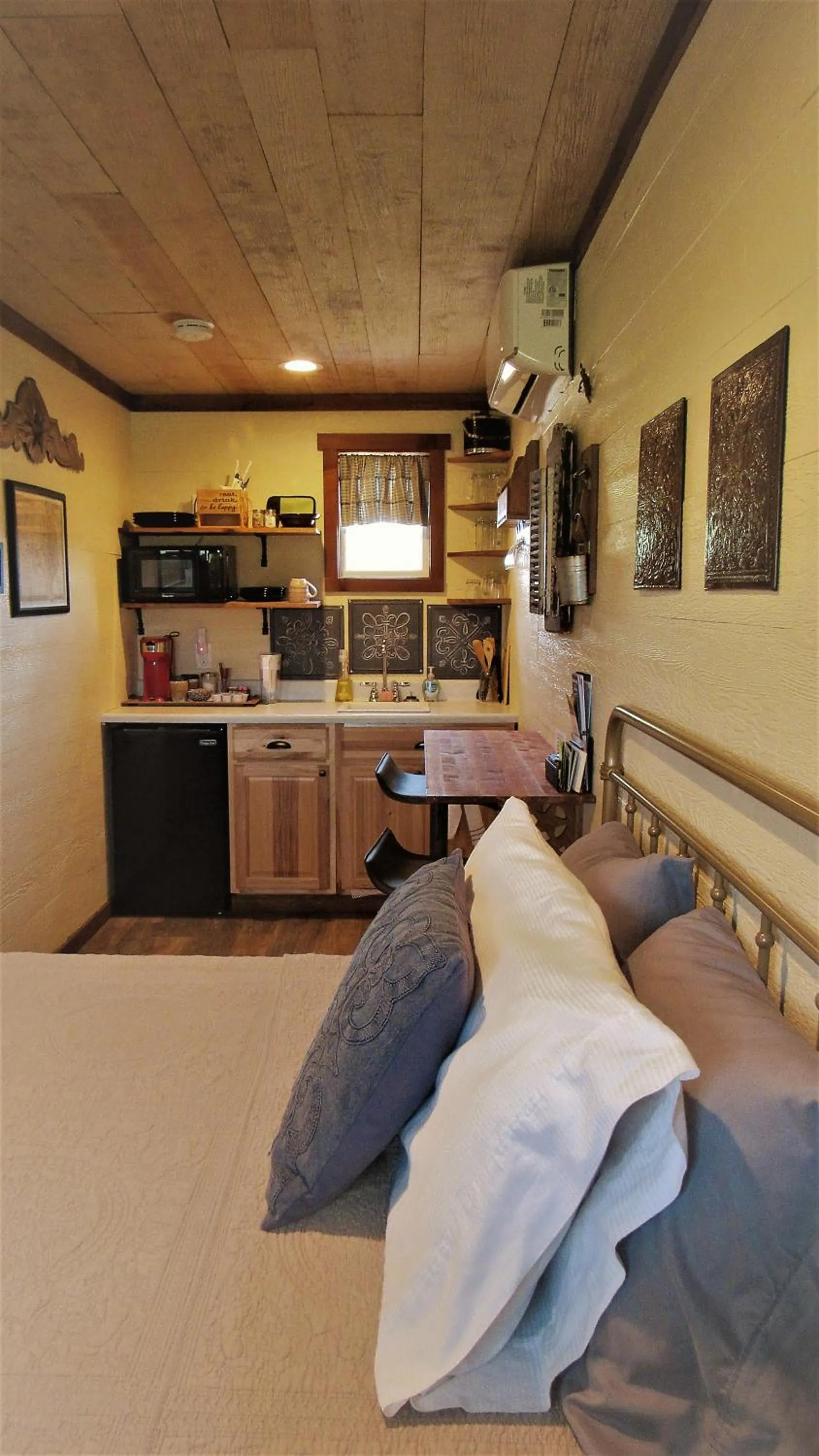 Kitchen or kitchenette in The Alexander at Creek Road