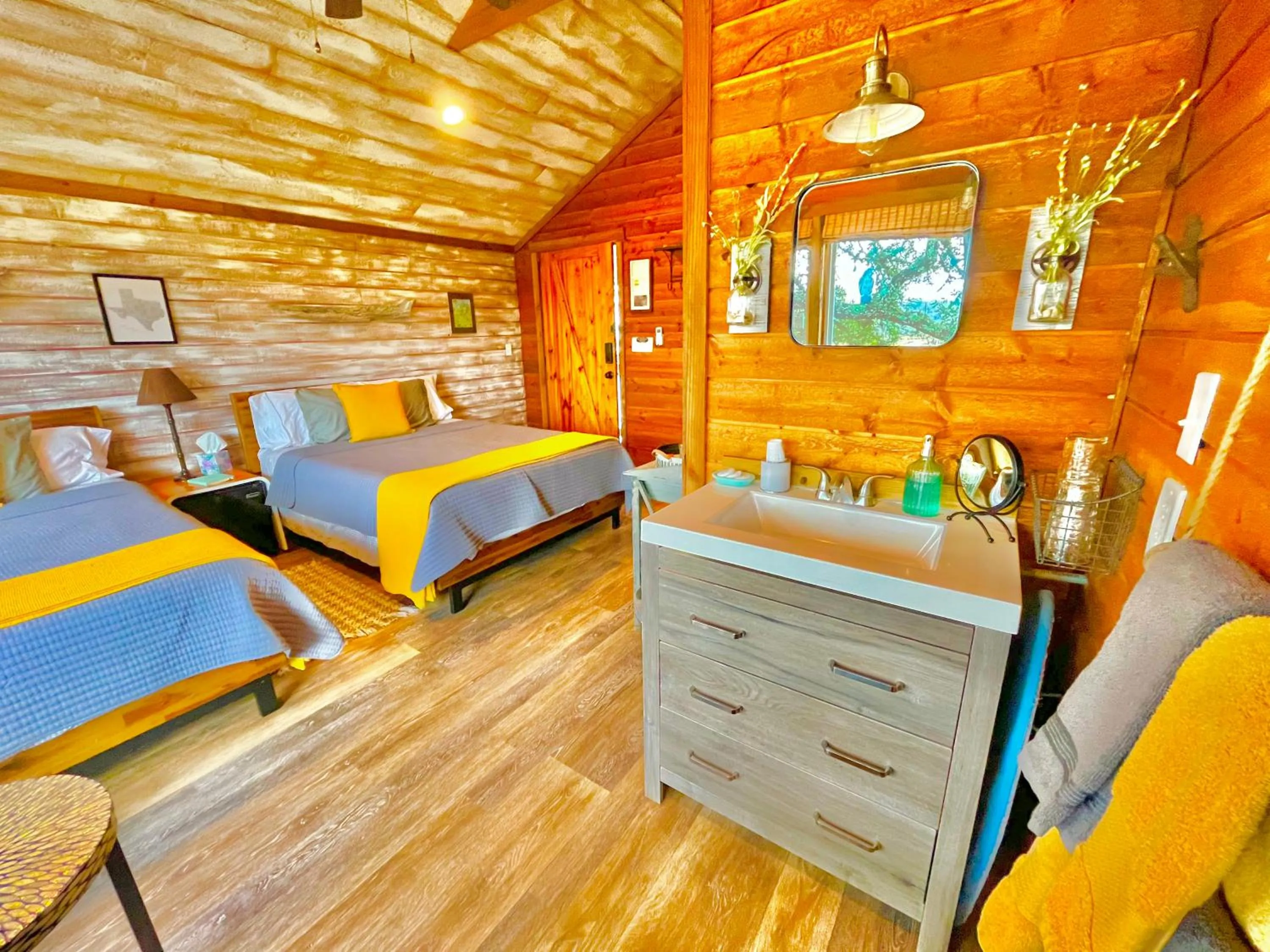 Bed in The Alexander at Creek Road