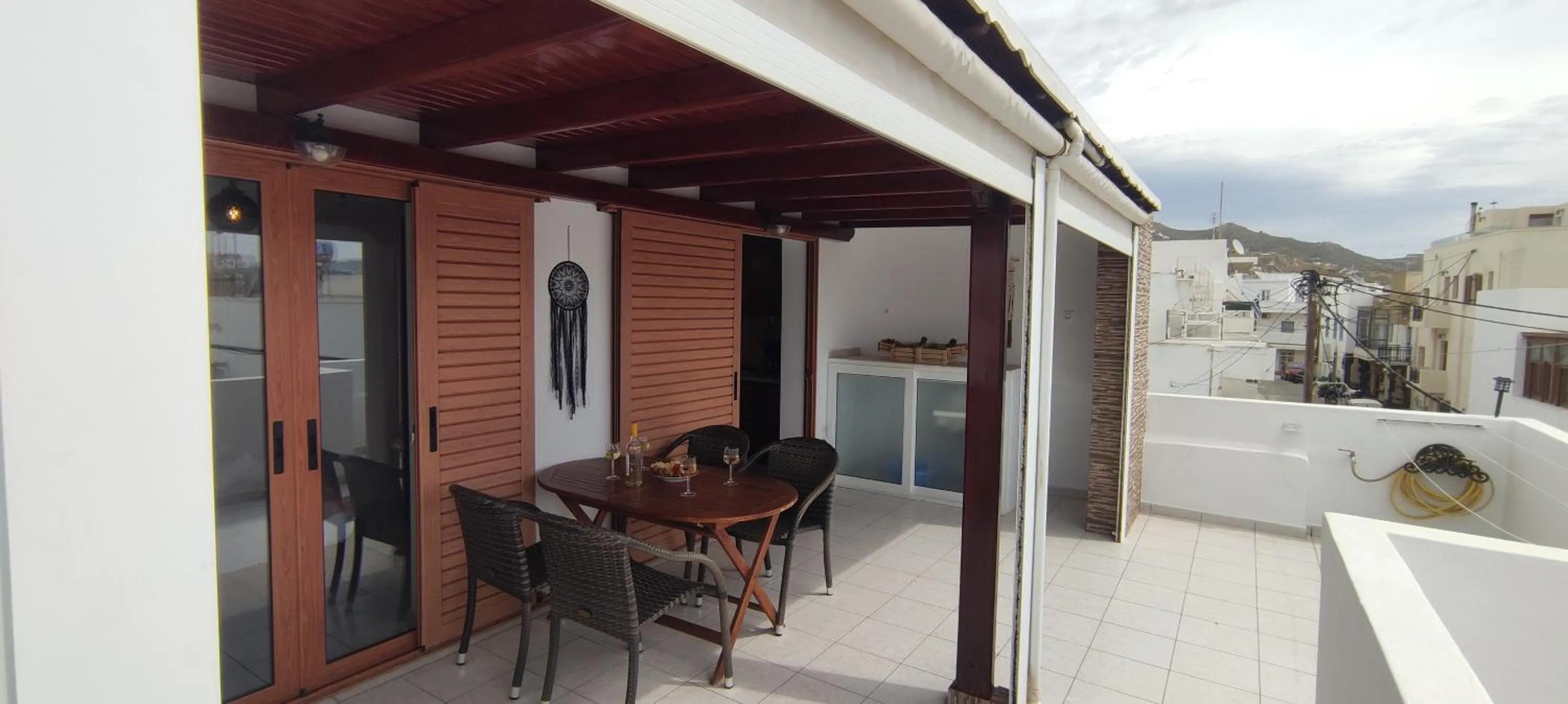 Property building in Kapetanos Rooms