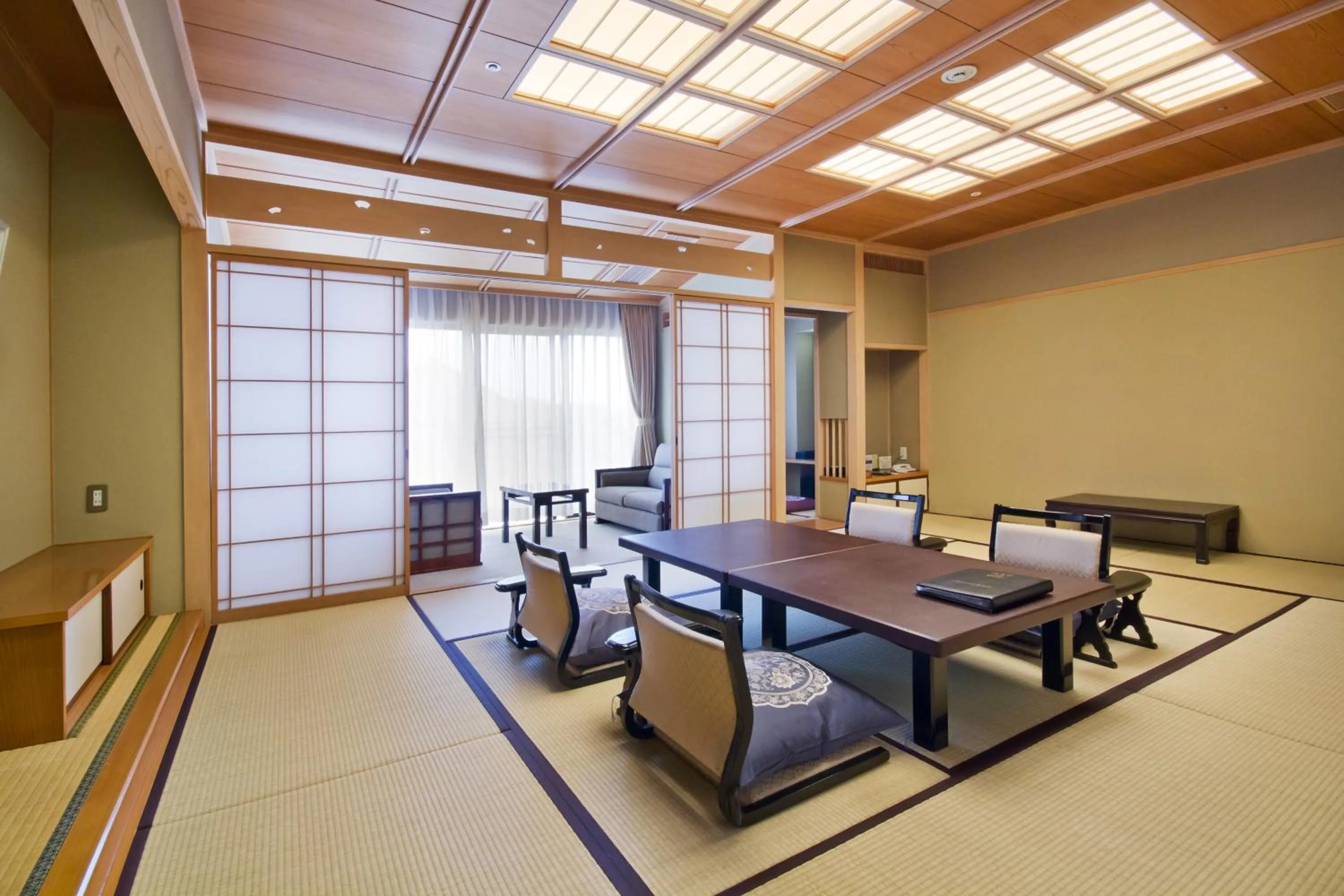 Photo of the whole room in Funaya