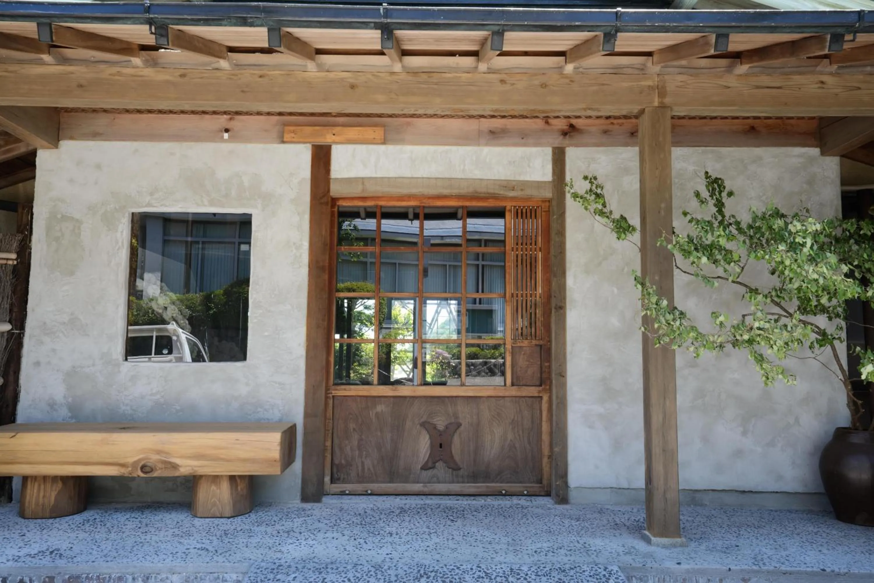 Facade/entrance in Irori Guest House Tenmaku
