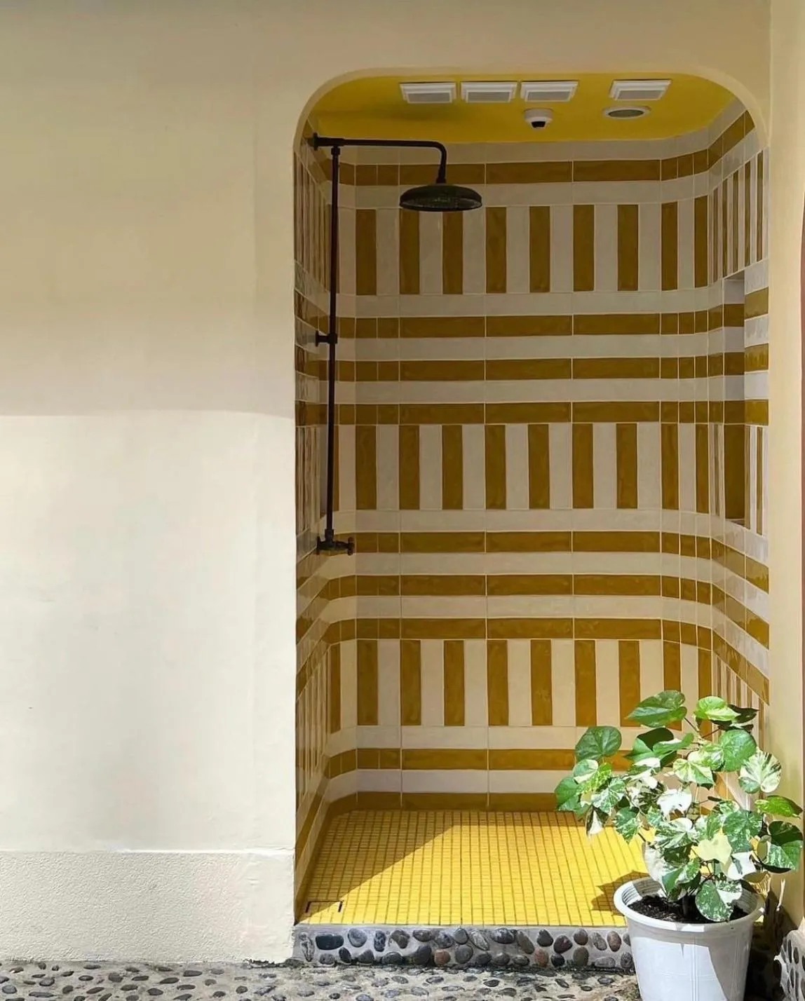 Decorative detail in Miami Hotel Bangkok