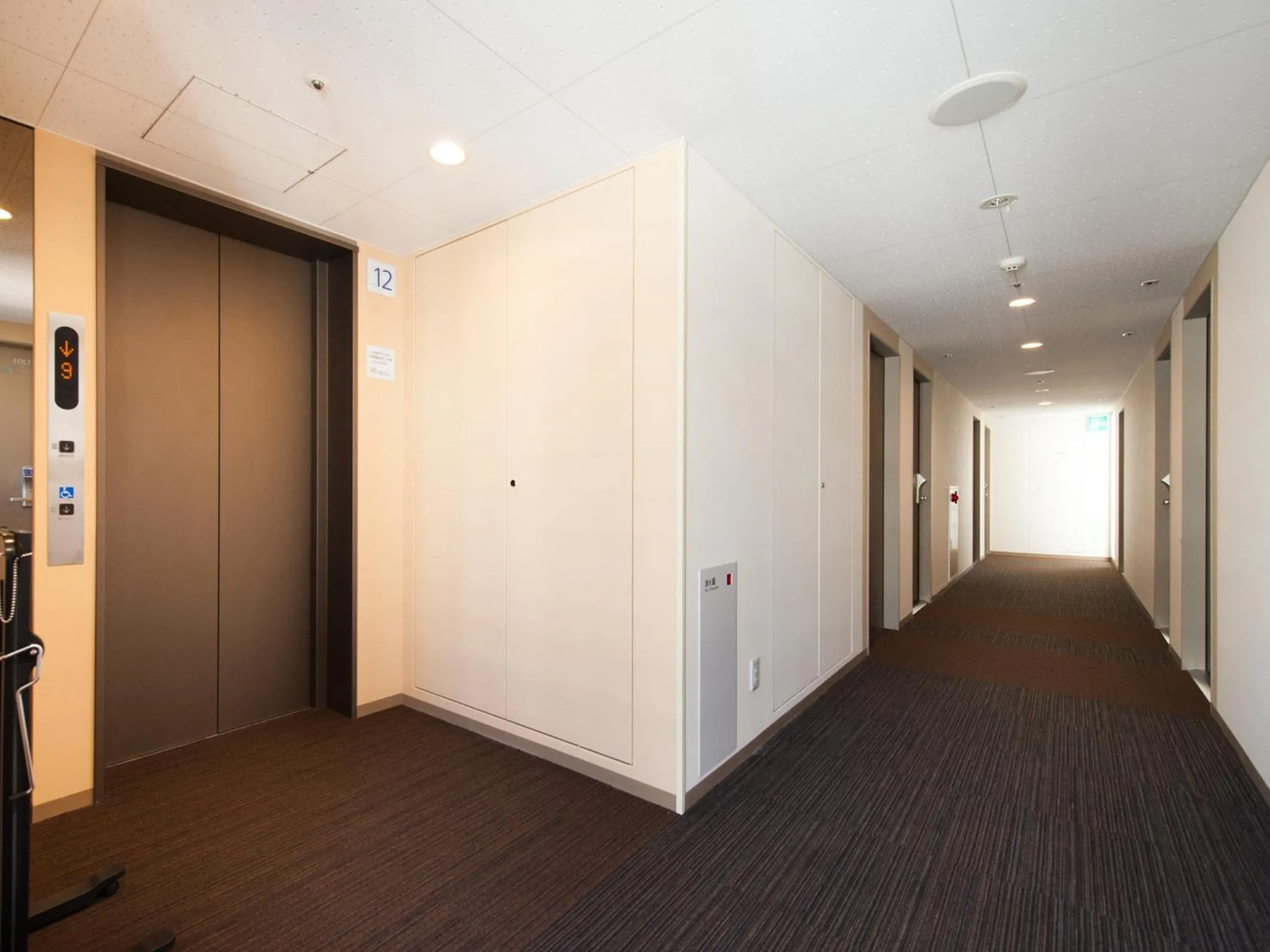 elevator in Super Hotel Tokyo Otsuka