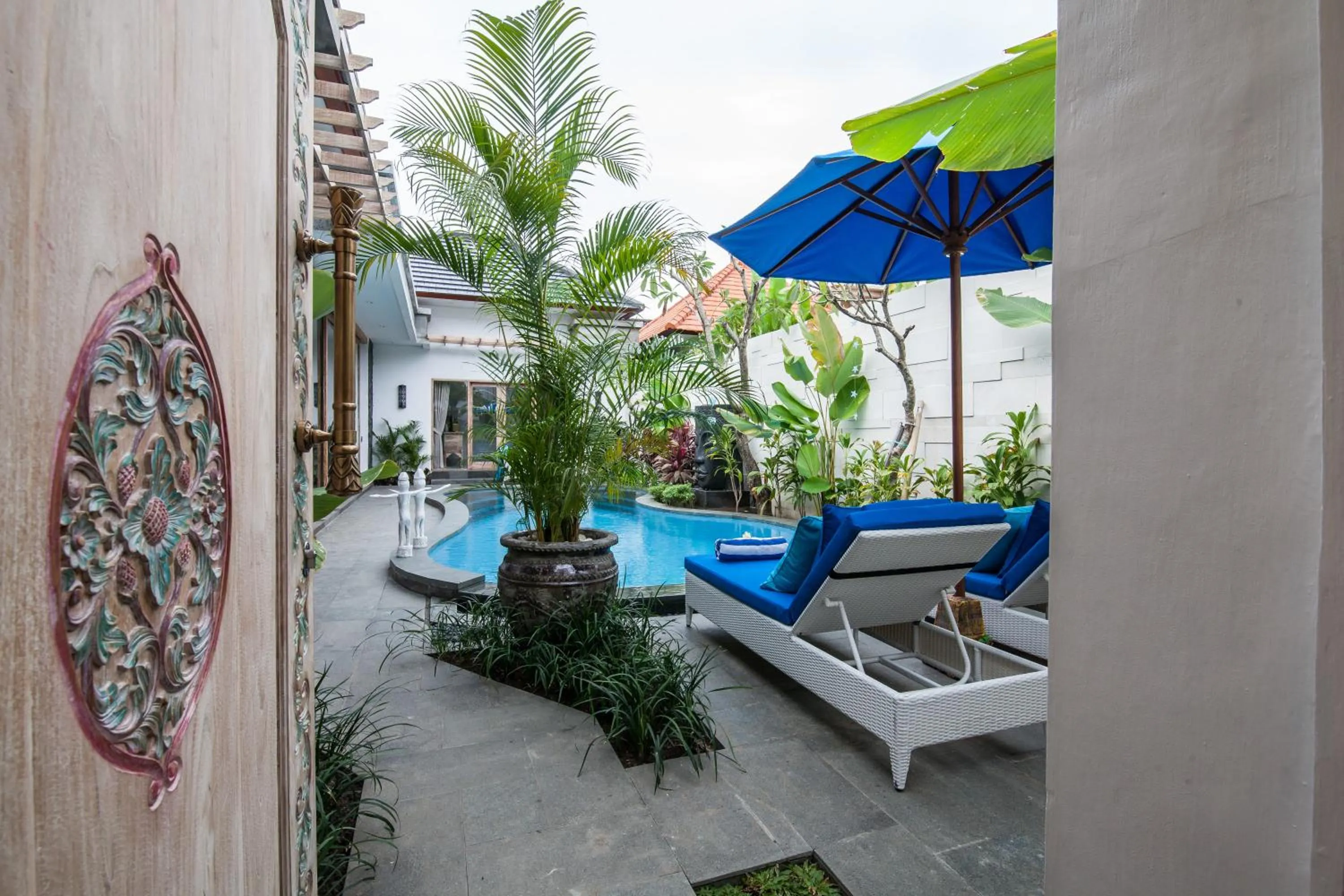 Facade/entrance in Ambermoon Villa 2